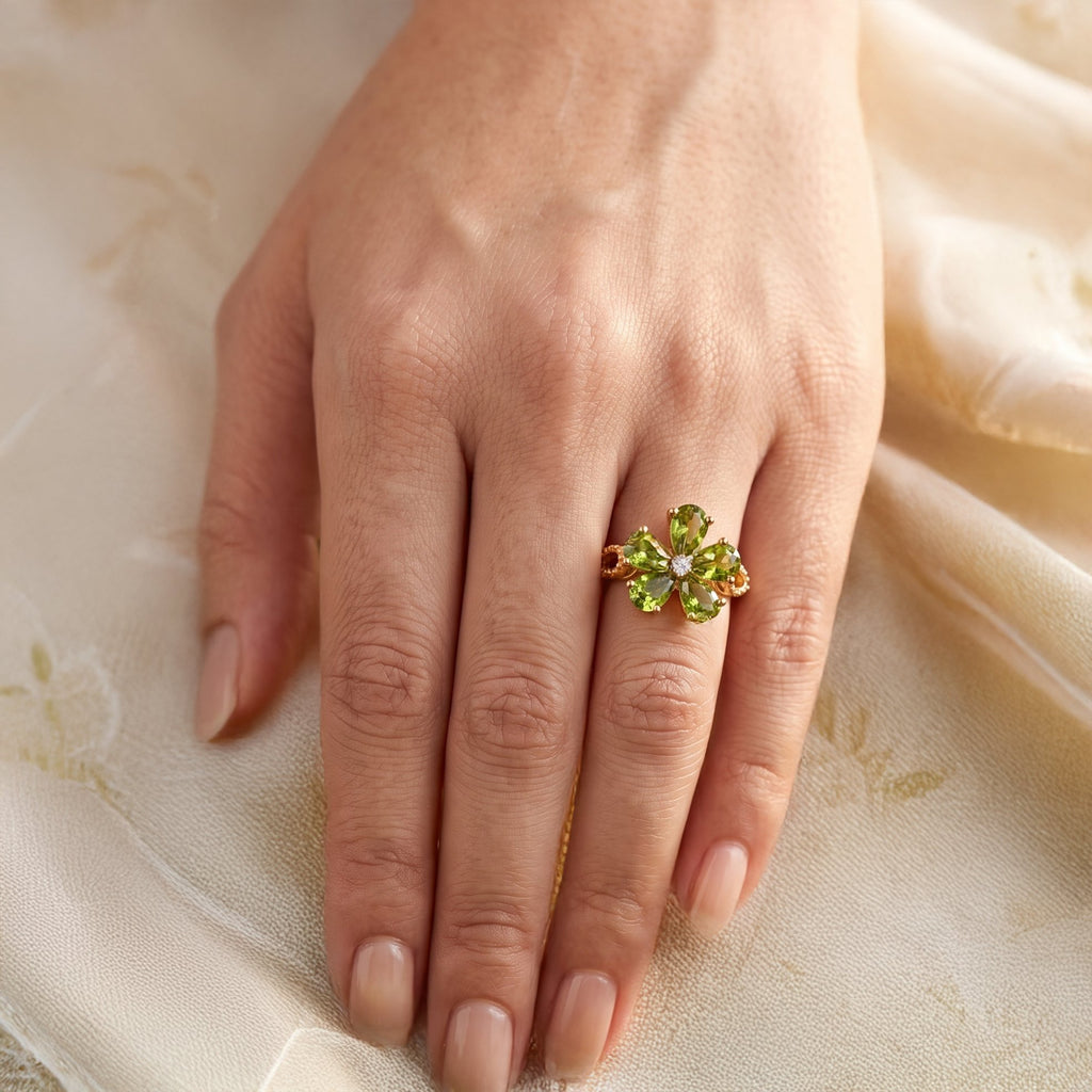 Luxuriant Peridot, Lab Grown Diamond Ring Sterling Silver  2.339  Ct._8710020_1