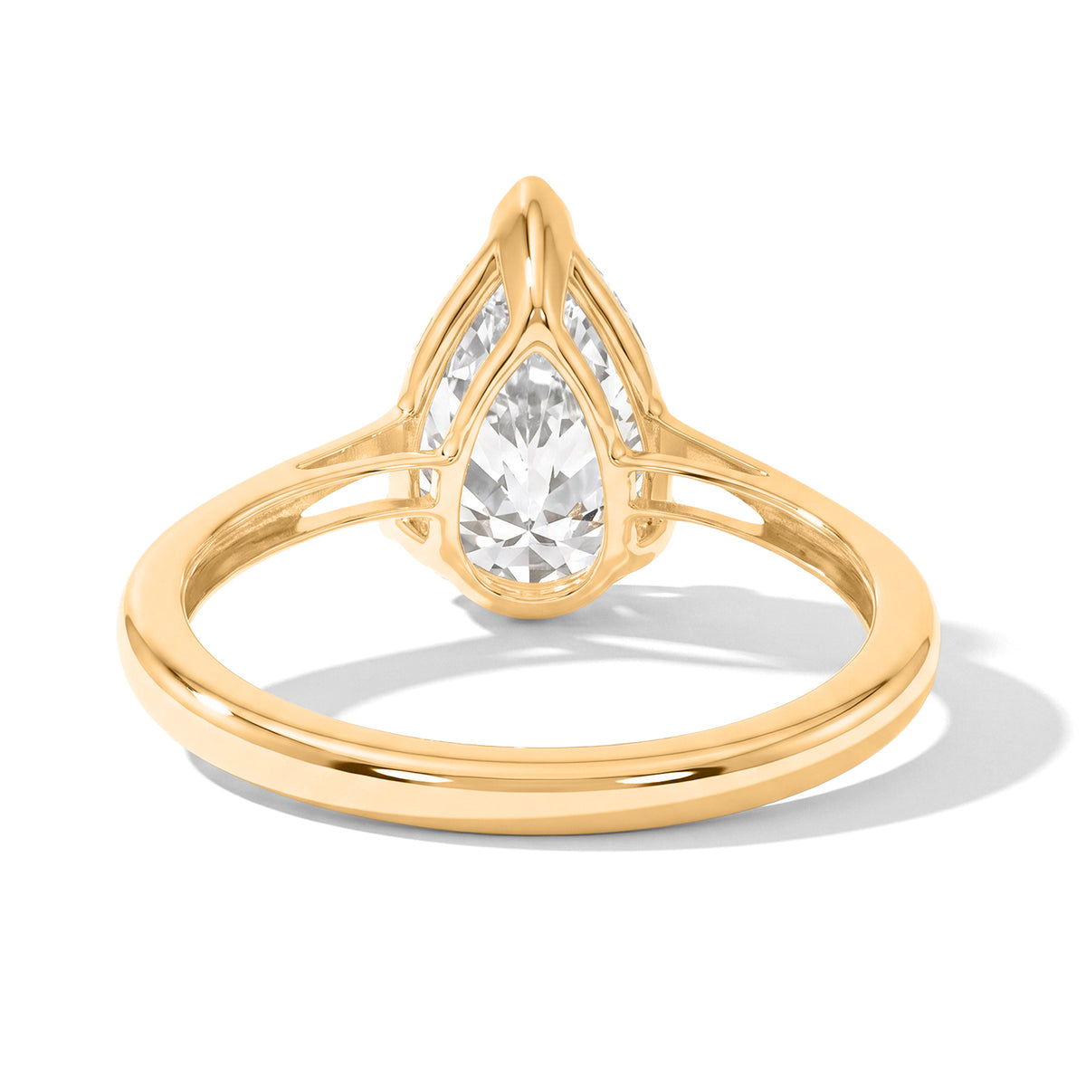 Luxuriant - 9K Yellow Gold SGL Certified Lab Grown Diamond (VS/E-F) Solitaire Ring 2.00 Ct. 8734900 3