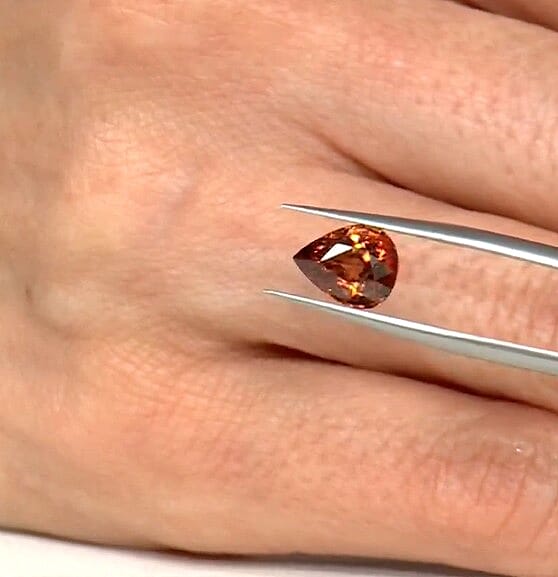 Honey Zircon Pear 9x7 mm 8740911 1