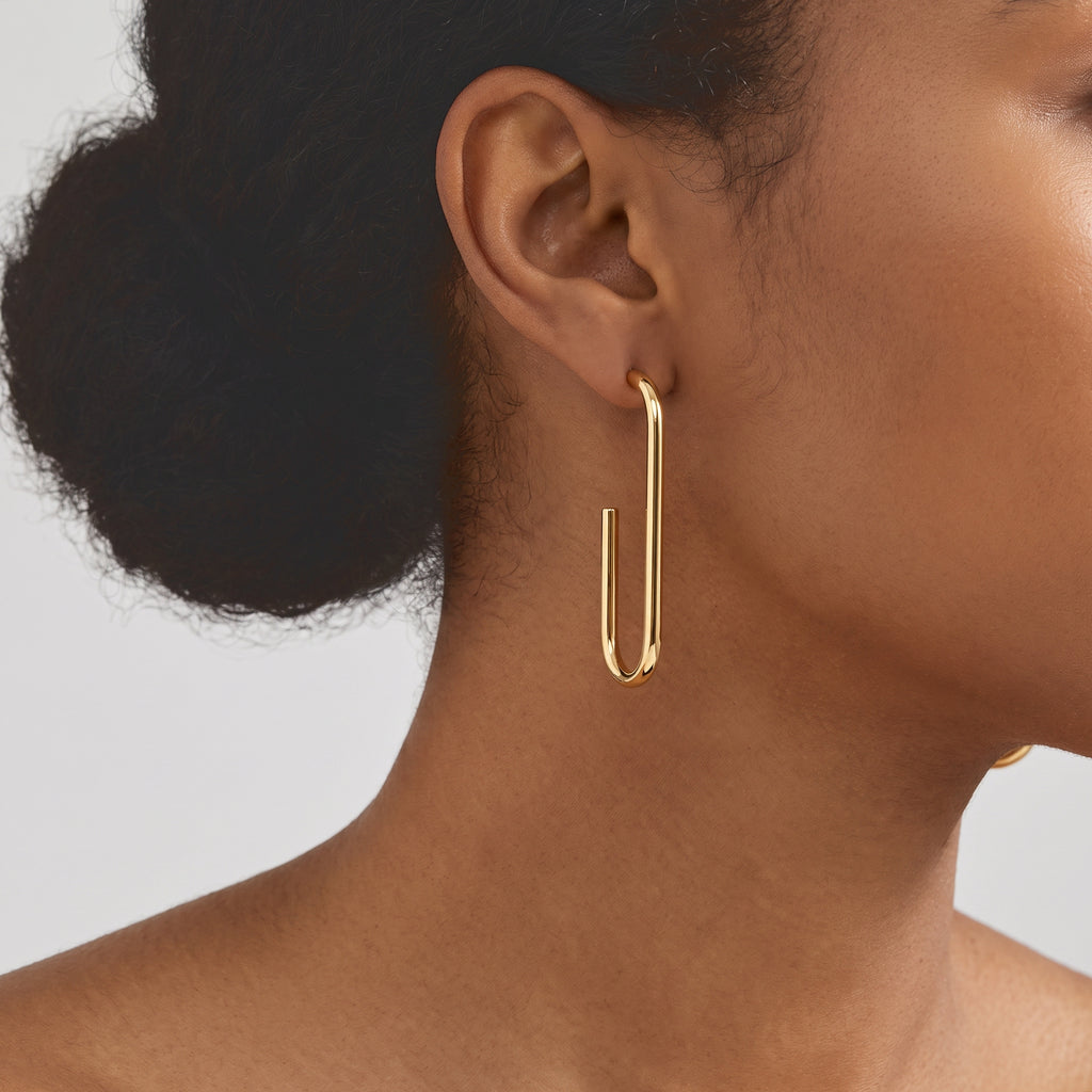 Paperclip-Shaped Hoop Earring with Push Back_8741963_2