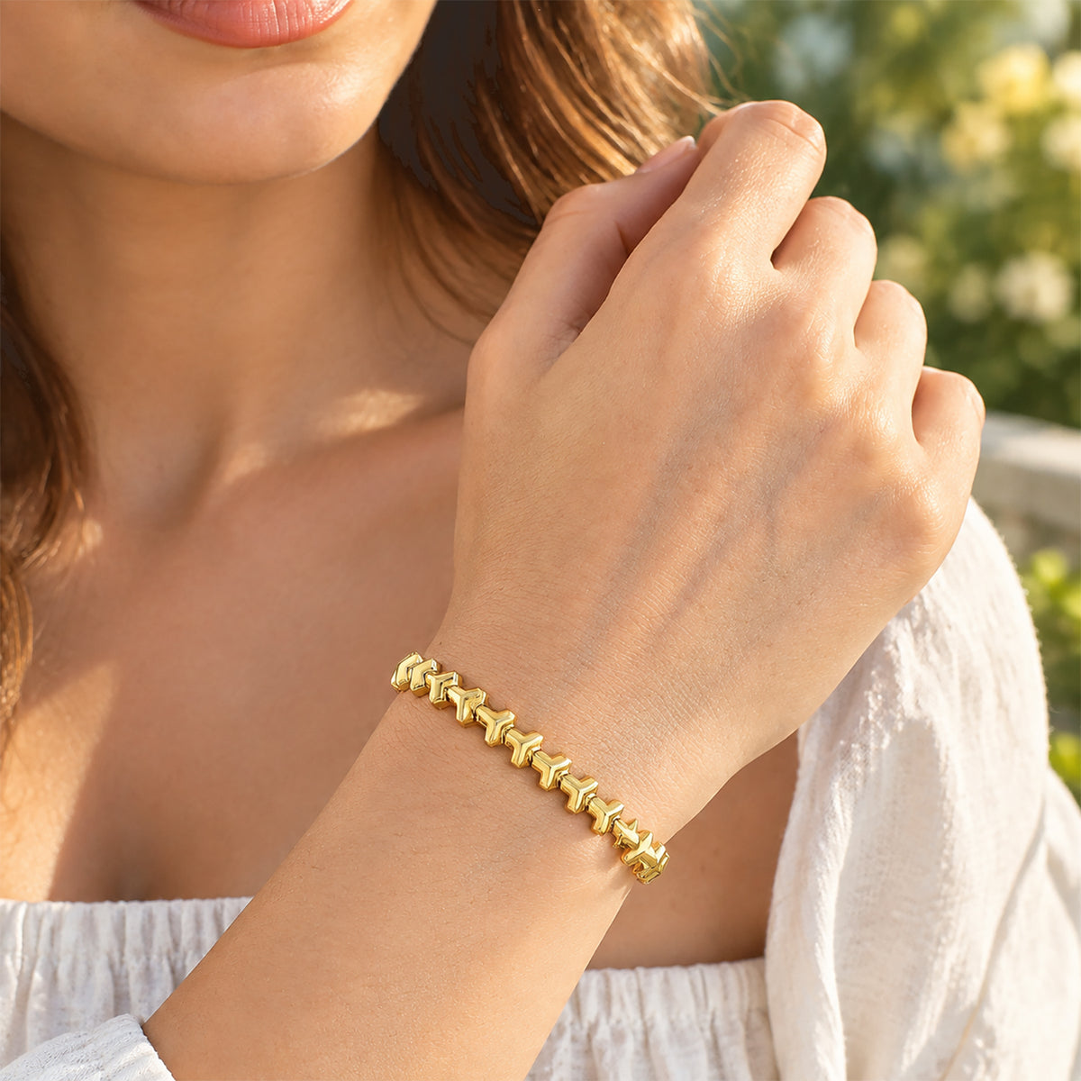 EverTrue Bronzella Collection - Linking Bracelet (Size - 7.5) in 18K Gold Plating 8742763 1