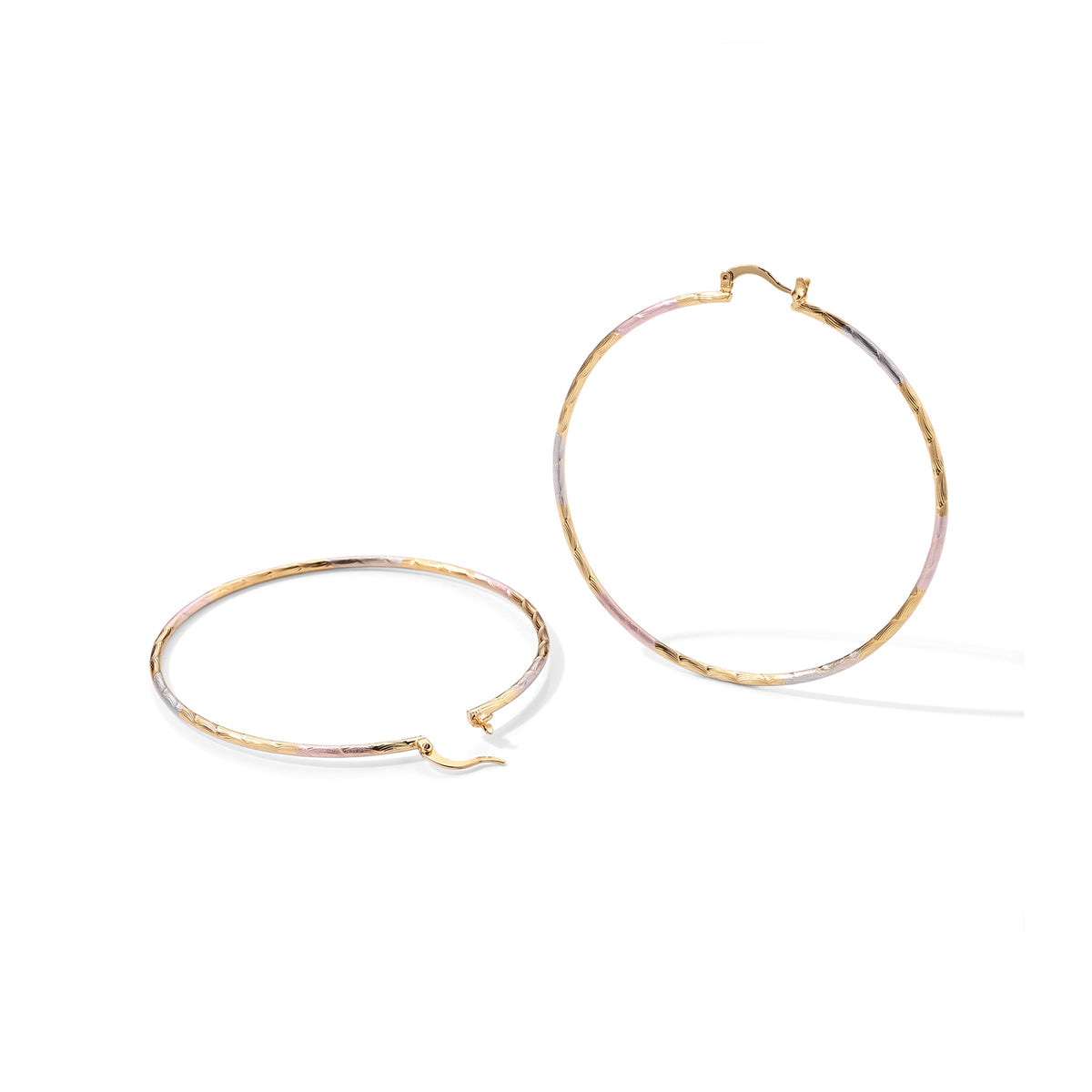 Textured Large Hoop Earring with Clasp 8744662 1