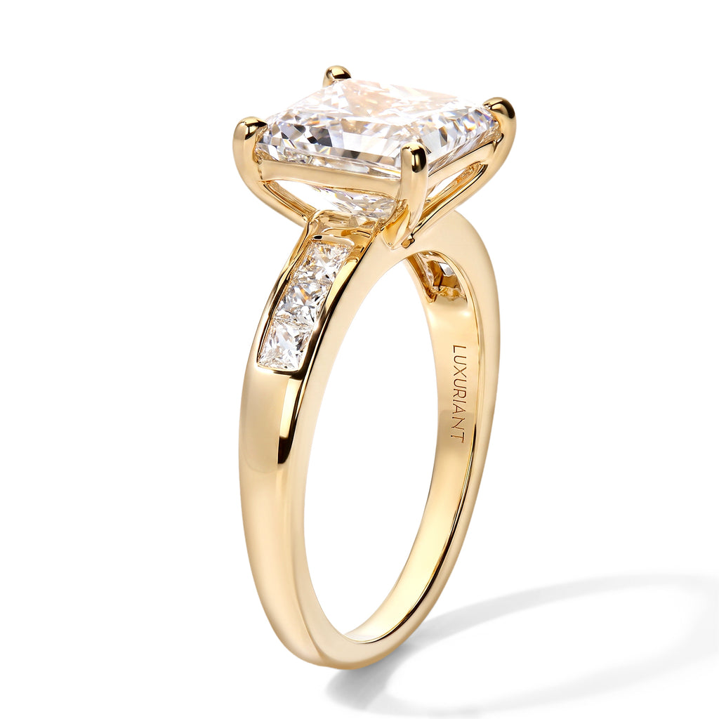 Luxuriant 9K Yellow Gold VS Lab Grown Diamond G, VS Main Stone With Side Stone Ring_8758160_3