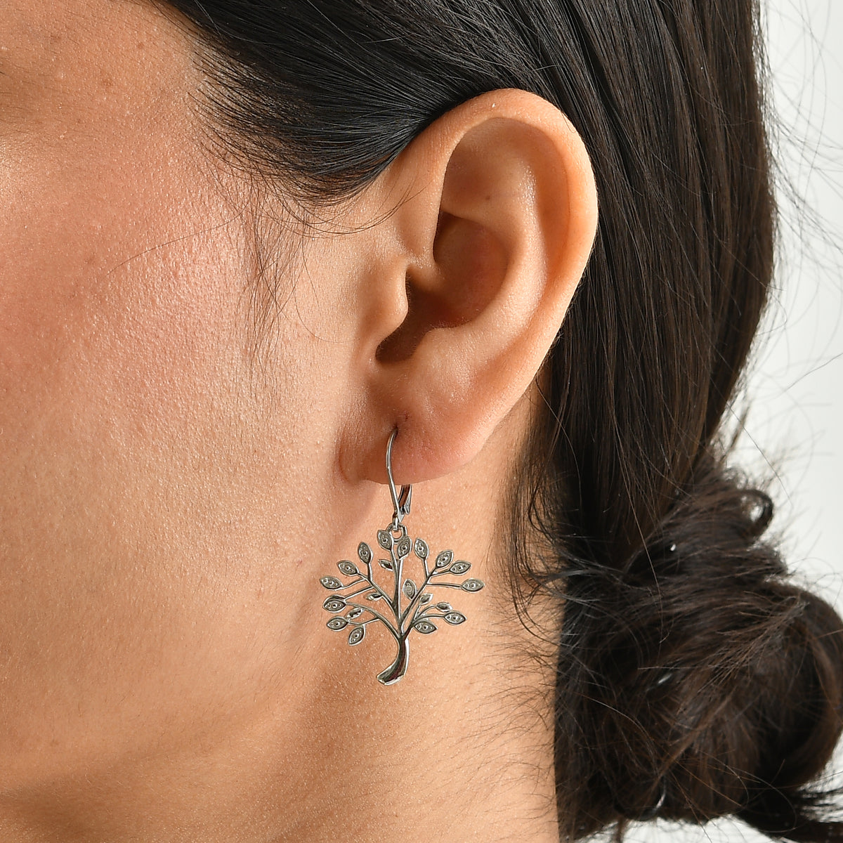 EverTrue - Natural White Diamond Living Creature Earring with Lever Back in Yellow Gold Tone 8764015 1