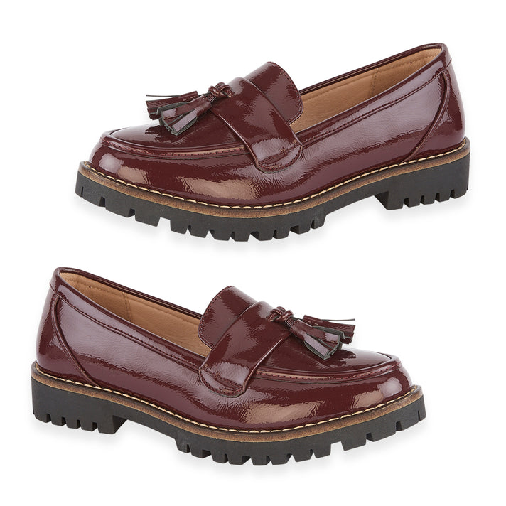Aurabelle Women Patent Finish Tassel Slipon Lug Sole Loafers (Size 4) - Burgundy. 8769505 1