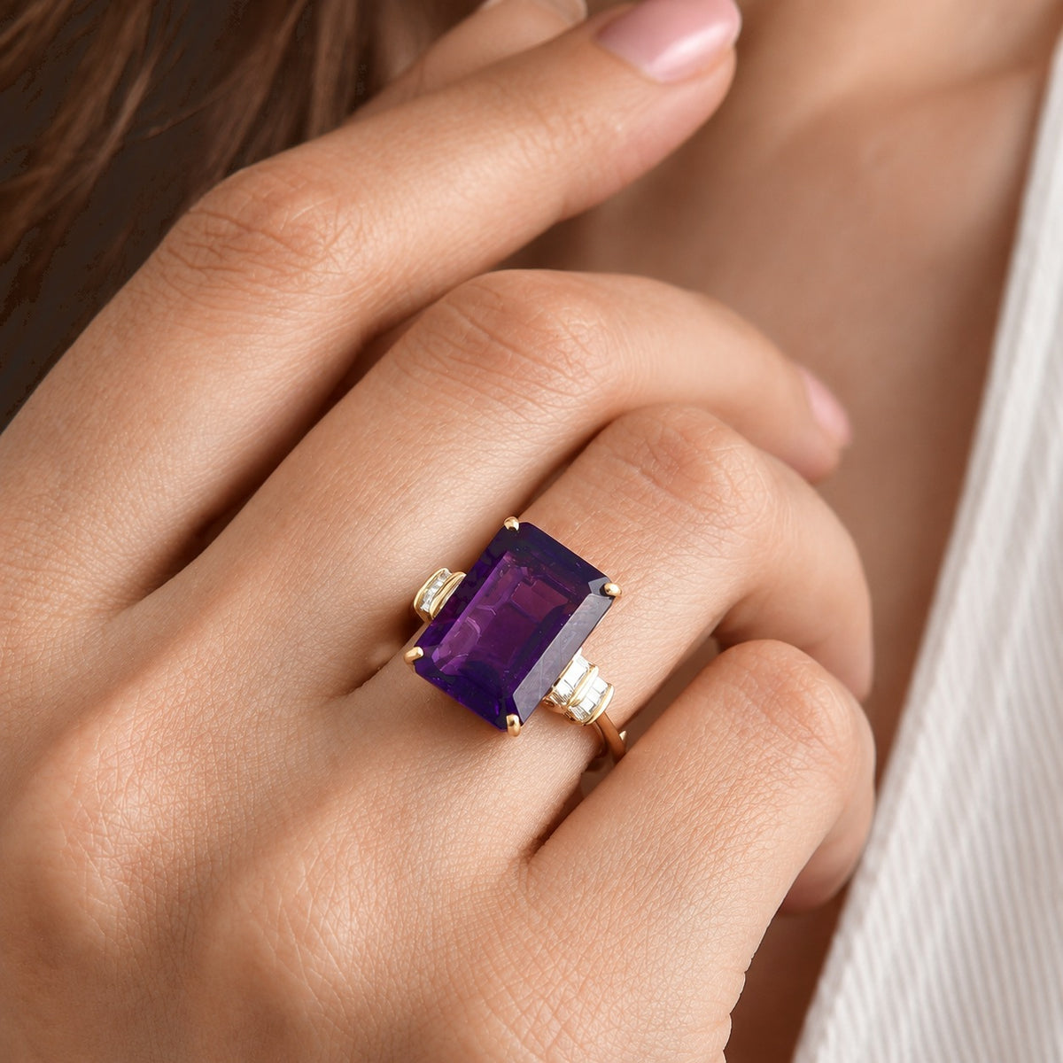 9K Yellow Gold Natural Kariba AAAA Zambian Amethyst &amp; Natural White Diamond Ring 7.28 Ct, Gold Wt. 3.00 Gms 8780568 1