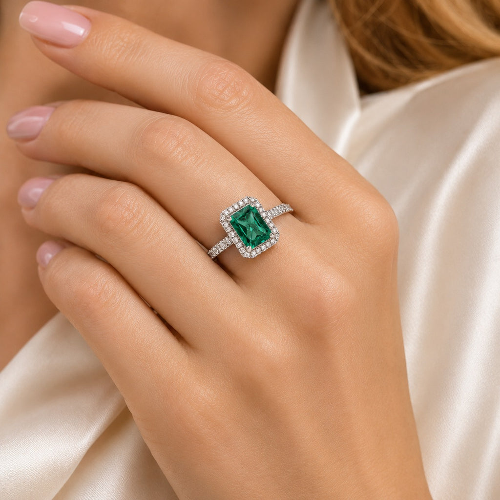 Luxuriant - AAA Lab Grown Columbian Emerald & Lab Grown Diamond (SI/G-H) Solitaire Ring in Rhodium Overlay Sterling Silver 3.30 Ct._8796510_1