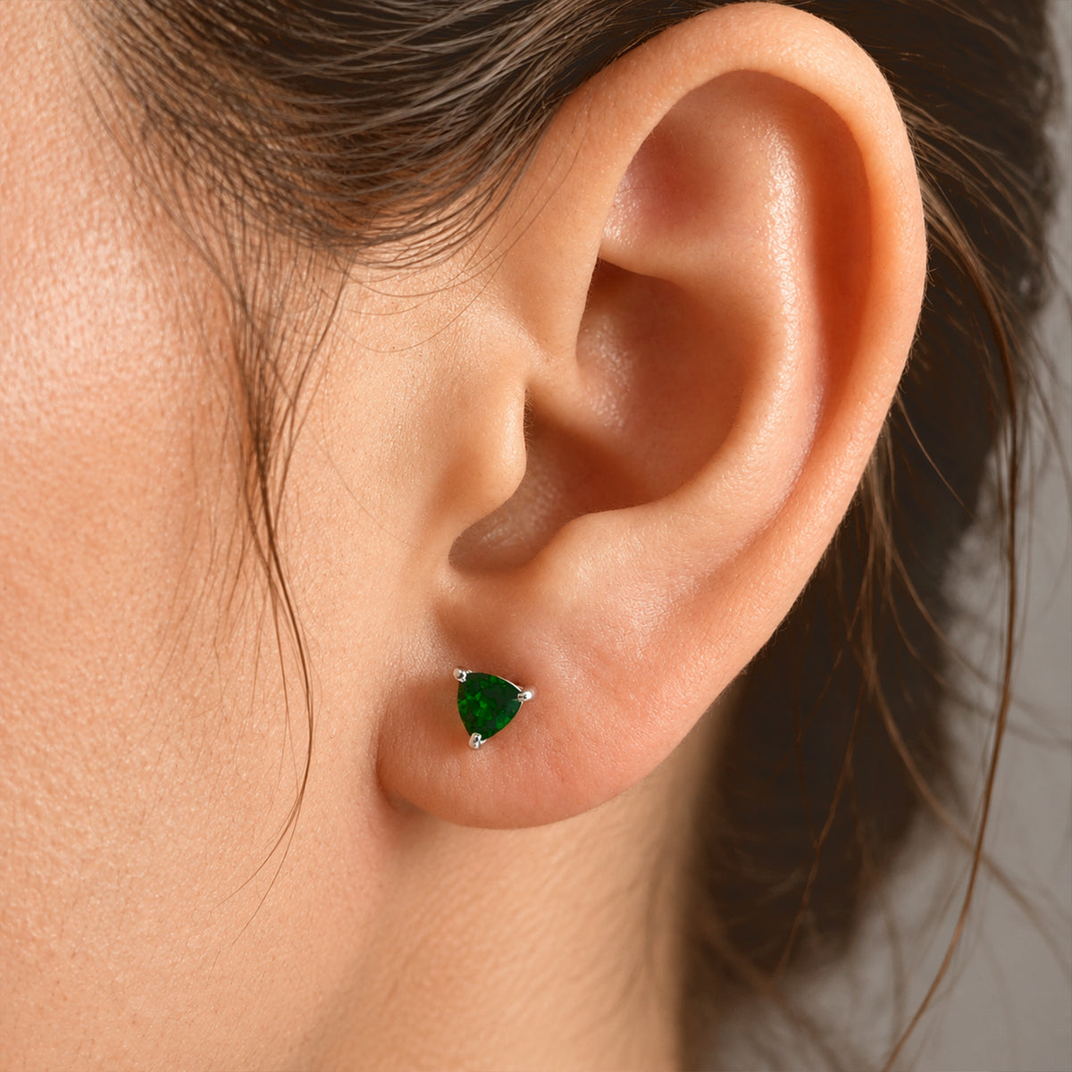 D'Joy - Natural Chrome Diopside Solitaire Stud Earring with Push Post in Platinum Overlay Sterling Silver 1.05 Ct. 8810570 1