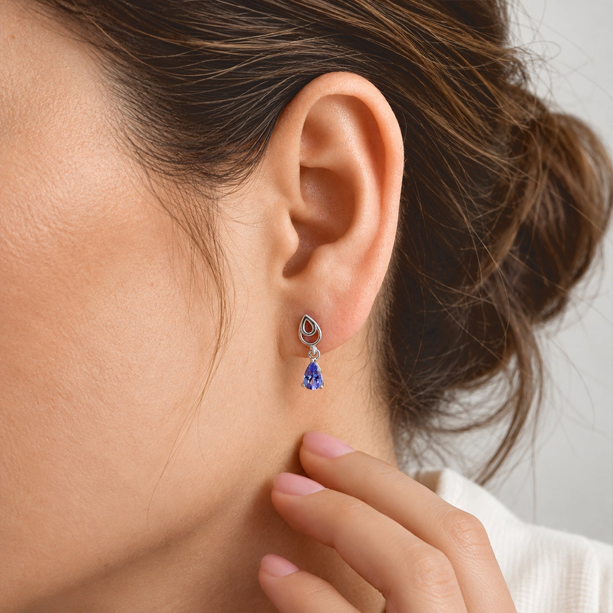 D'joy Tanzanite Dangling Earring in Platinum OverlaySterling Silver  0.778  Ct. 8811367 2