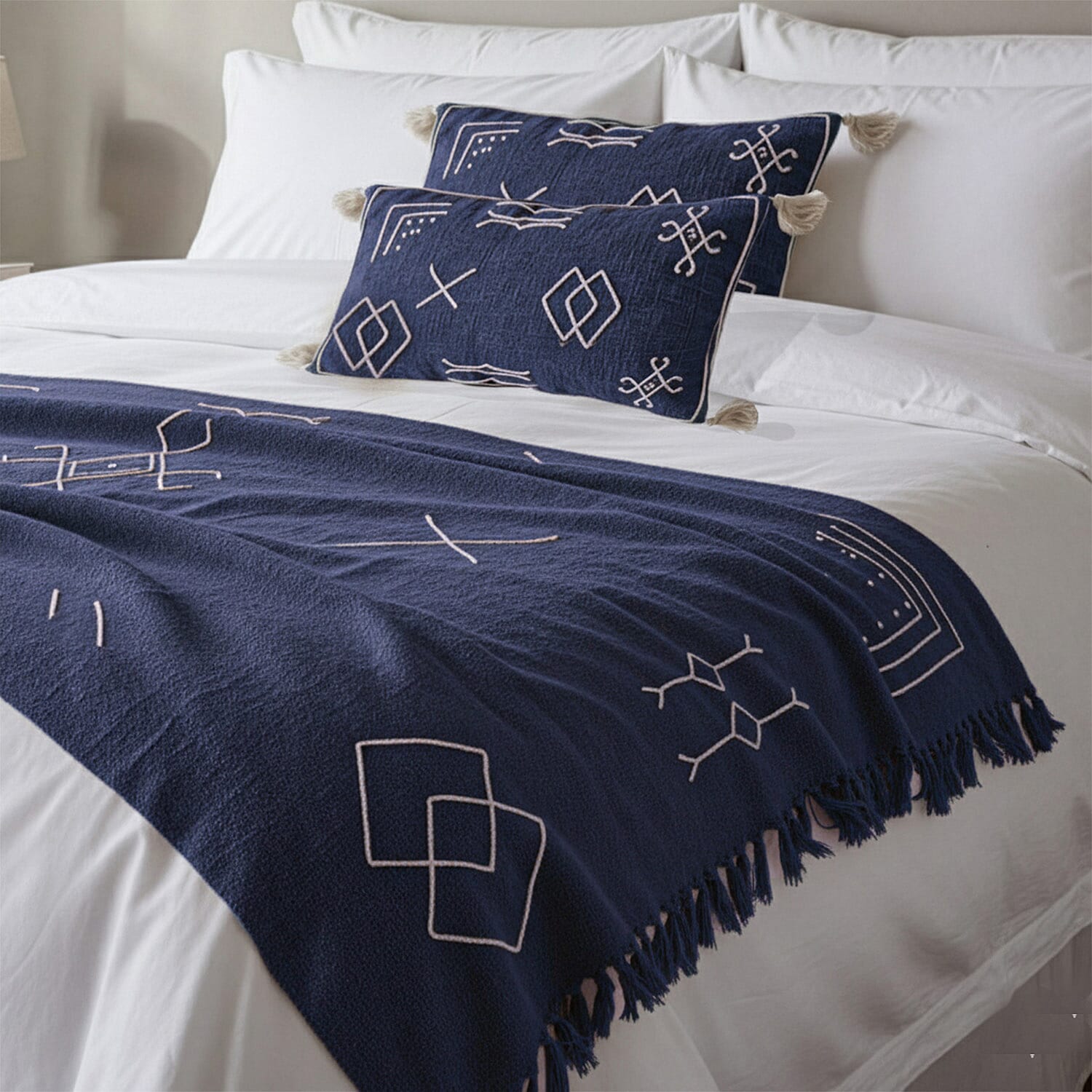 Luxury Close Out - 100% Cotton Handloom Embroidered Throw (Size 170x130 Cm) with Free Cushion Covers (Size 50x30 Cm) 8958408 0