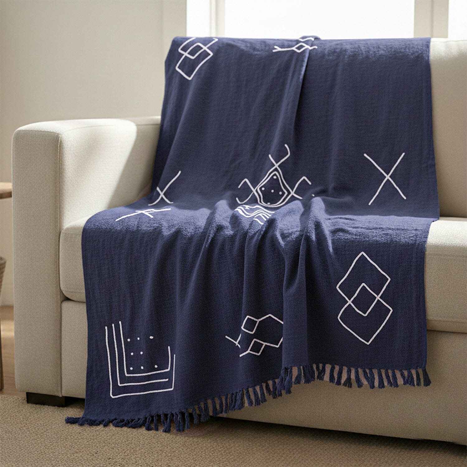 Luxury Close Out - 100% Cotton Handloom Embroidered Throw (Size 170x130 Cm) with Free Cushion Covers (Size 50x30 Cm) 8958408 2