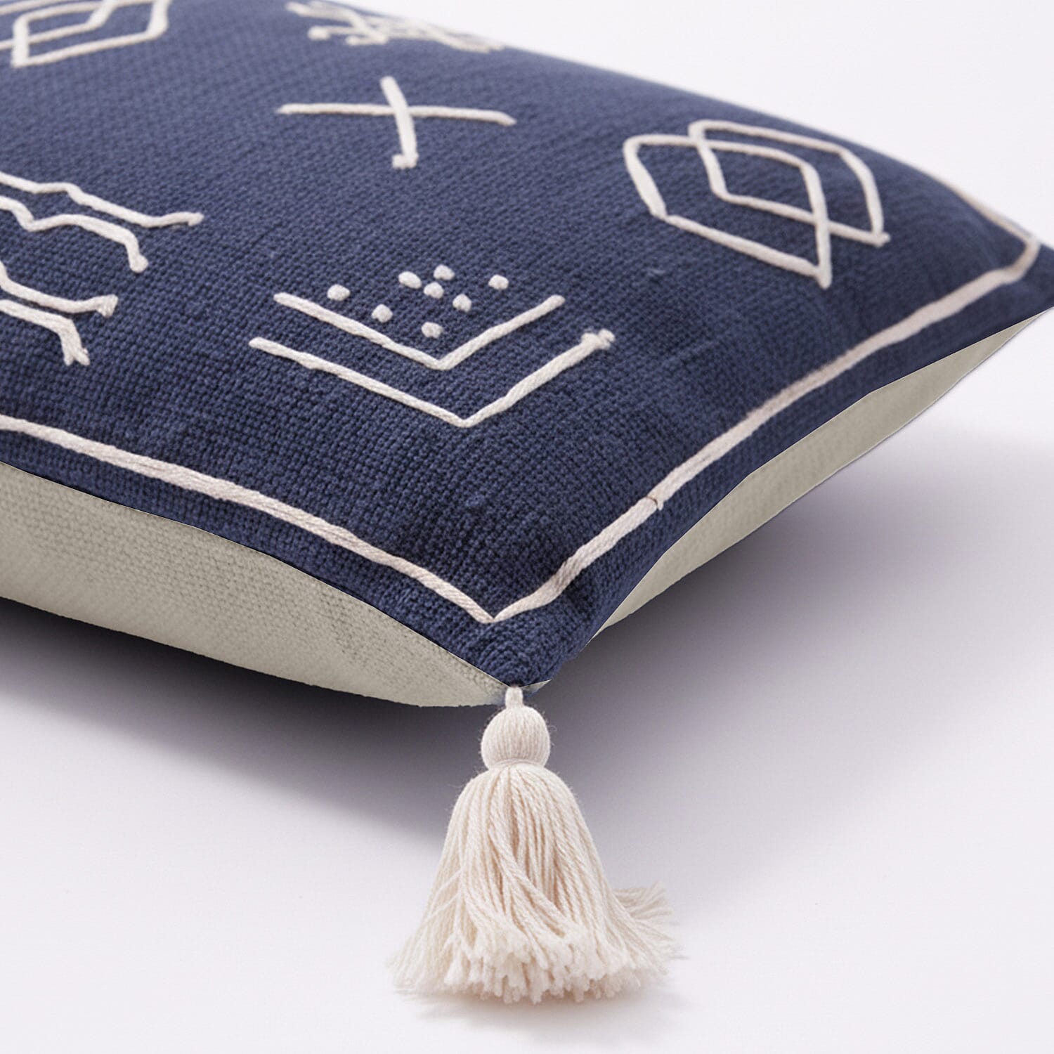 Luxury Close Out - 100% Cotton Handloom Embroidered Throw (Size 170x130 Cm) with Free Cushion Covers (Size 50x30 Cm) 8958408 4
