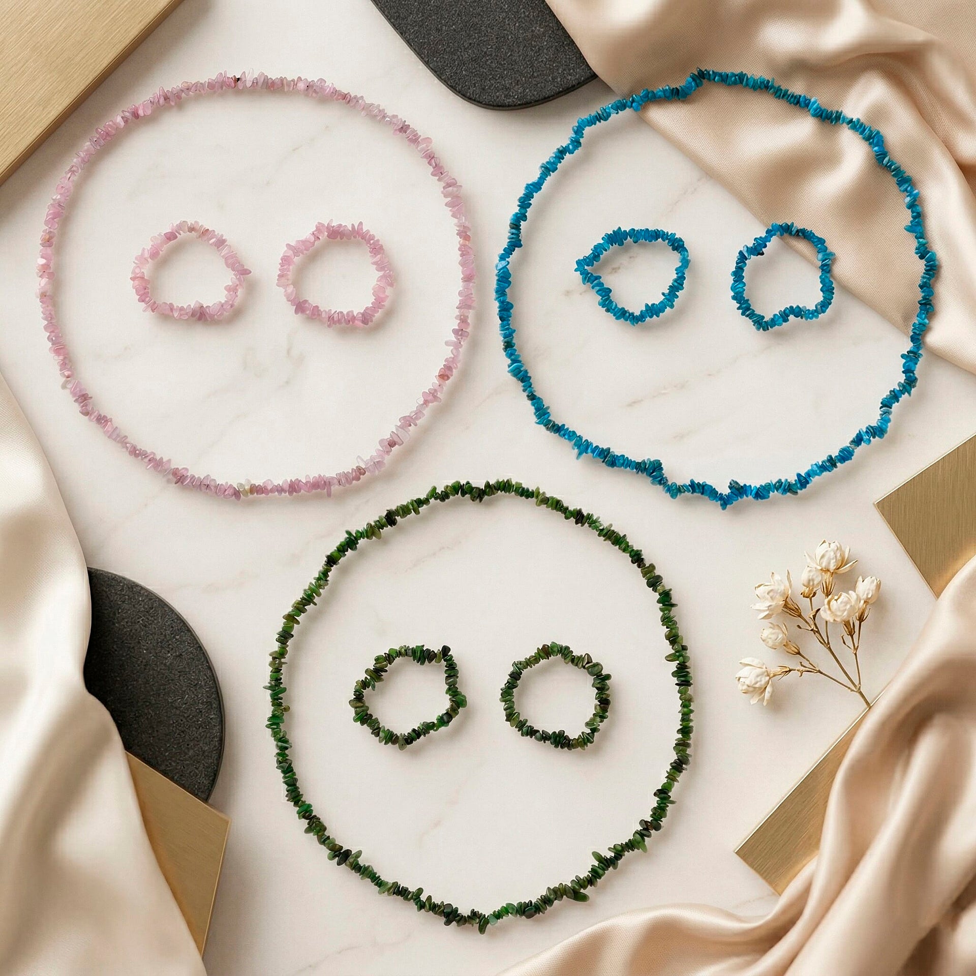 Set of 3 - Jade, Kunzite &amp; Neon Apatite  Necklace (Size - 32) &amp; 6 pcs of Stretchable Bracelet (Size - 7 to 10) 1350.00 Ct. V32527876 3