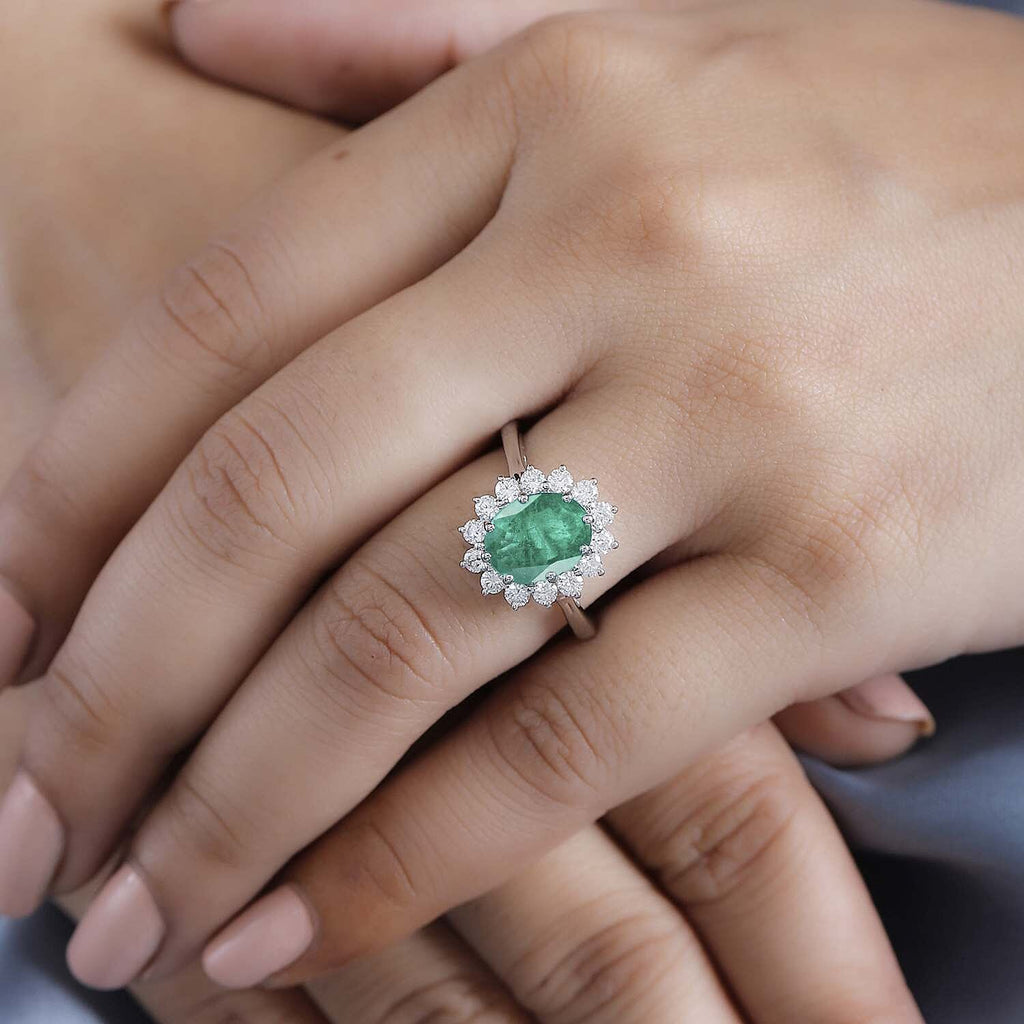 ONE OF A KIND - RHAPSODY 950 Platinum AAAA Gemfields Zambian Emerald (2.67 Ct) & Natural Diamond VS-EF (0.59 Ct) Ring 3.26 Ct, Platinum Wt. 6.85 Gms