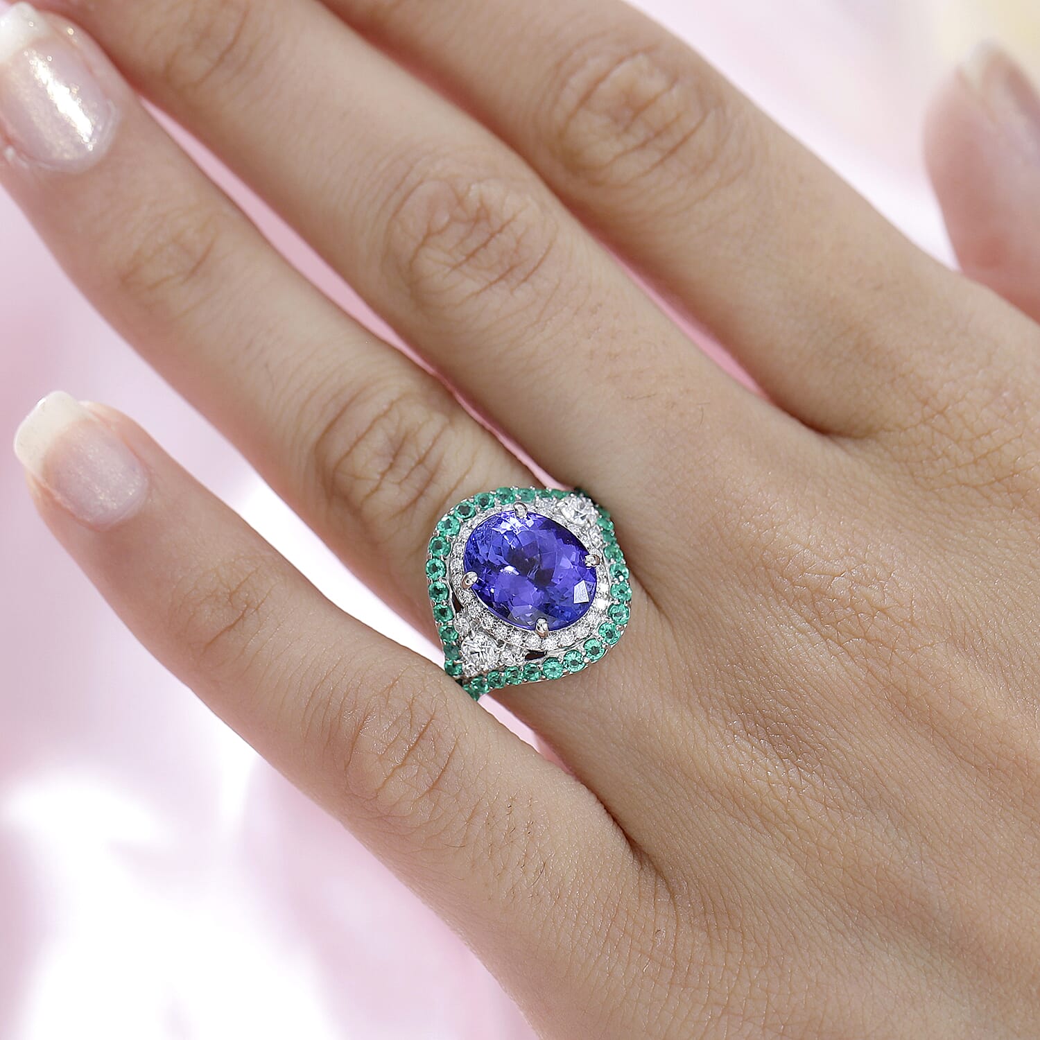 RHAPSODY 950 Platinum AAAA Tanzanite, Colombian Emerald, White Diamond (VS/E-F) Ring 5.00 ct. 7929839 3