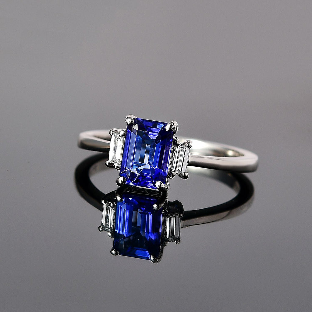 950 Platinum AAAA Tanzanite & Diamond (VS-E-F) Ring 1.31 Ct.