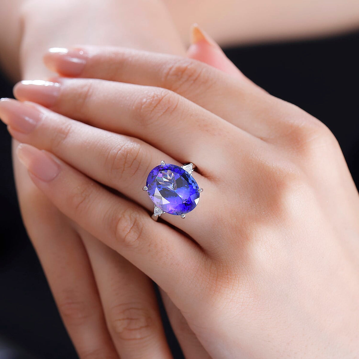 950 Platinum AAAA Tanzanite, White Diamond EF, VS Solitaire Ring 7865056 2