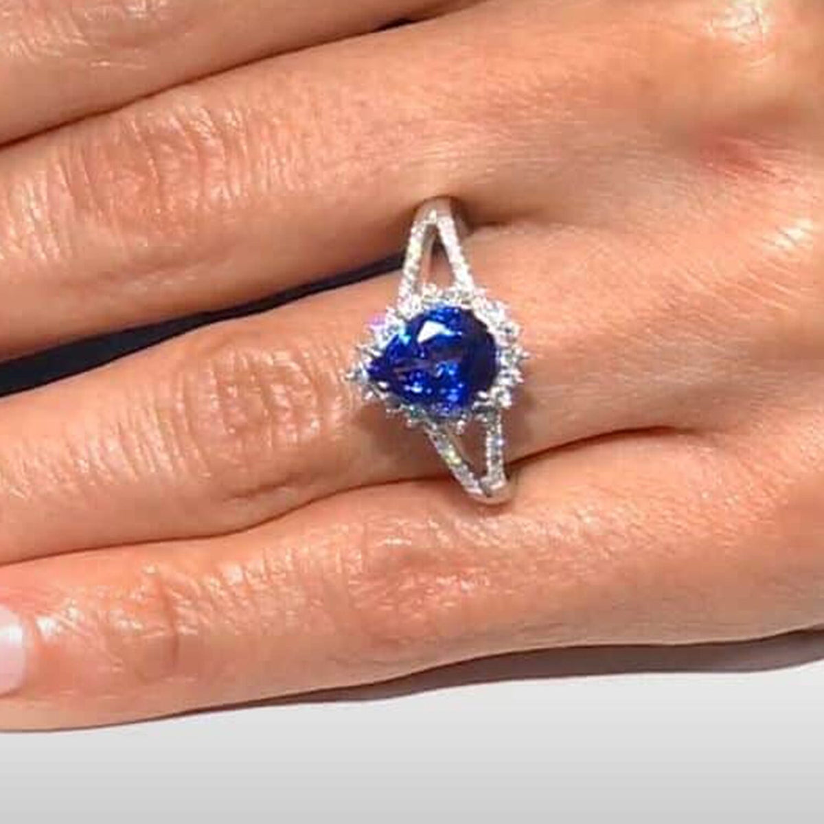 Certified and Appraised RHAPSODY 950 Platinum AAAA Tanzanite, White Diamond VS Halo Ring, Platinum Wt. 6.77 Gms, 2.70 ct. 7937789 2