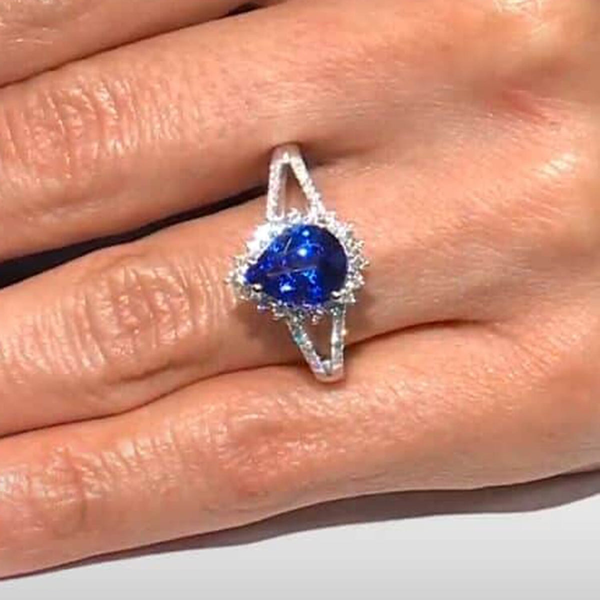 Certified and Appraised RHAPSODY 950 Platinum AAAA Tanzanite, White Diamond VS Halo Ring, Platinum Wt. 6.77 Gms, 2.70 ct. 7937789 4