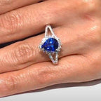 950 Platinum  AAAA  Tanzanite   White Diamond  VS Ring 2.70 pc,  Platinum Wt. 6.77 Gms  2.700  Ct.