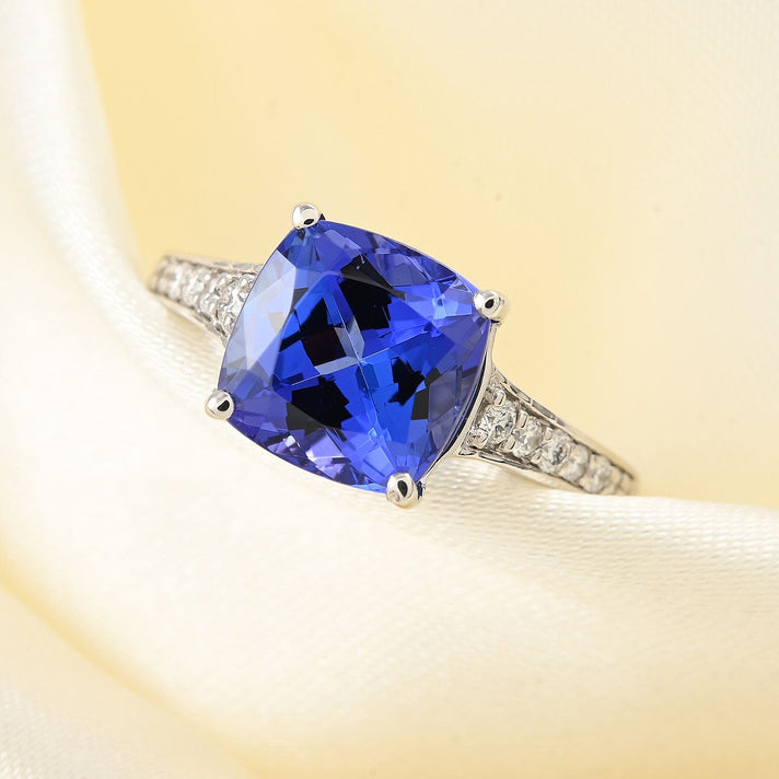 Certified &amp; Appraised RHAPSODY 950 Platinum AAAA Tanzanite and Diamond VS-EF Ring, Platinum 6.01 grams 4.01 Ct 7550252 2