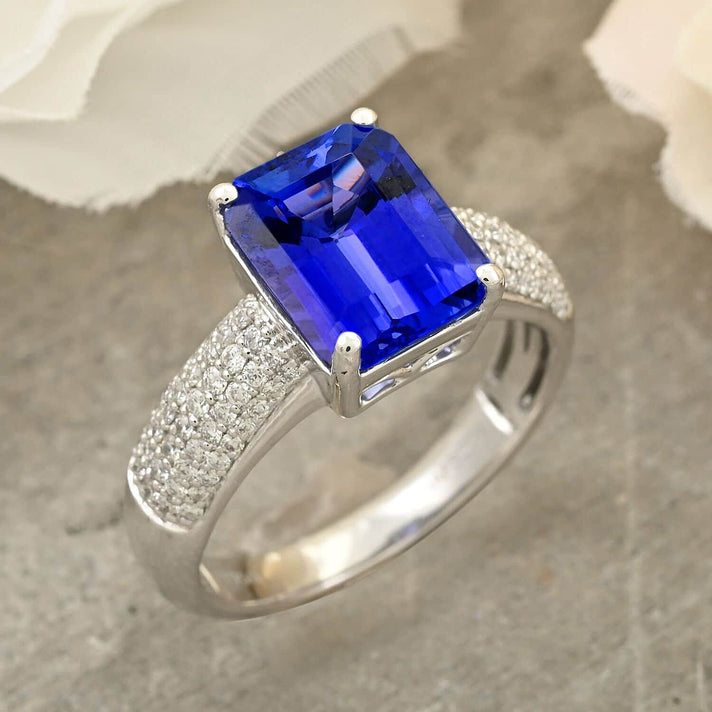 Appraised and Certified 4.7 Ct. Tanzanite, Diamond Solitaire Ring in 950 Platinum 7937608 2