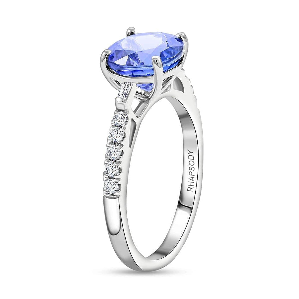 950 Platinum  AAAA  Tanzanite  White Diamond VS Ring 2.75 ct,  Platinum Wt. 4.72 Gms  2.750  Ct.