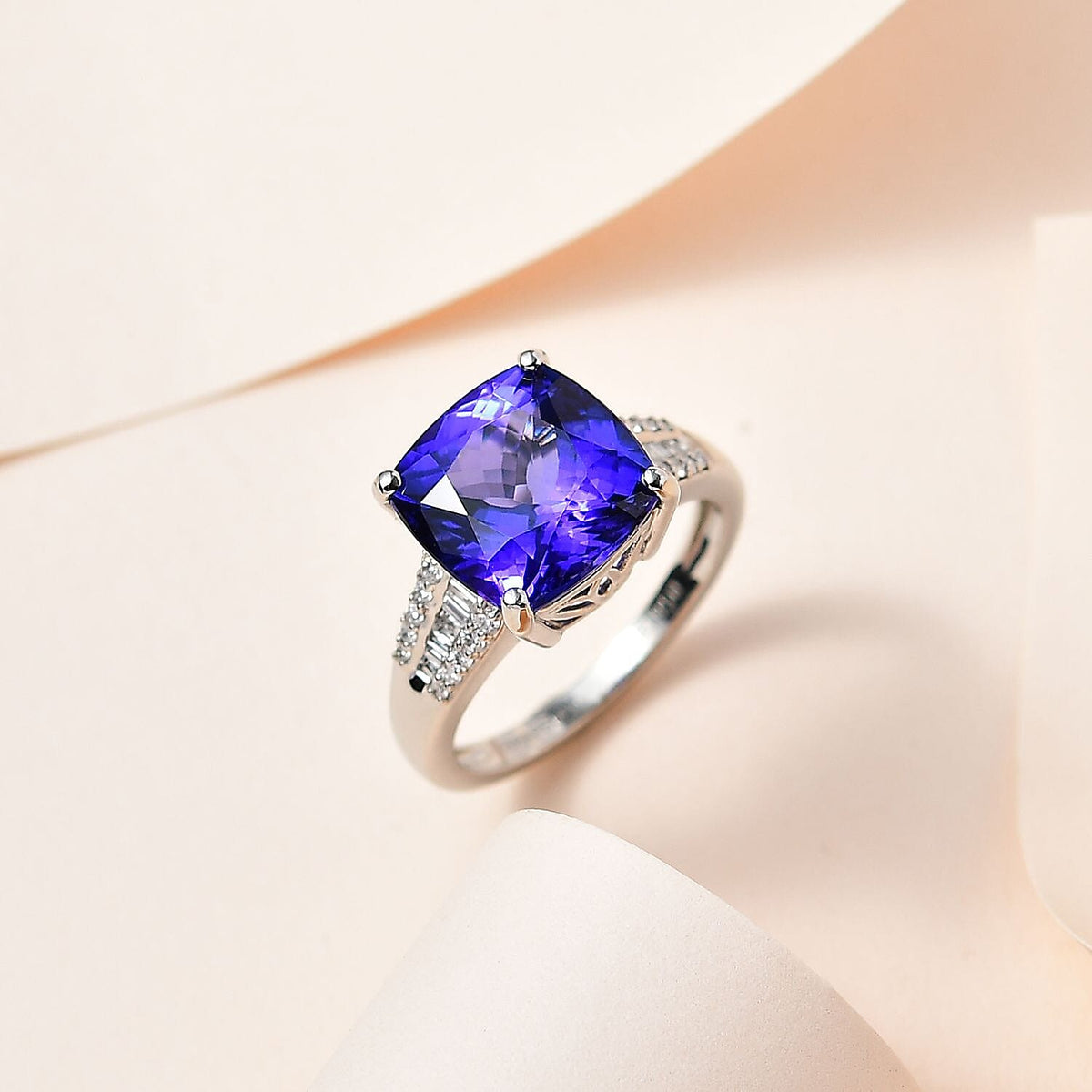 RHAPSODY 950 Platinum AAAA Tanzanite and Diamond VS EF Ring 6.99 ct 7671925 1