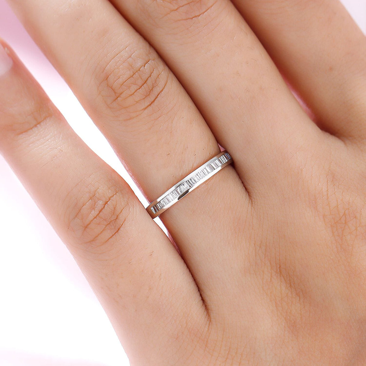 950 Platinum  SI  White Diamond  GH, SI Ring 0.25 ct,  Platinum Wt. 2.91 Gms  0.250  Ct. 7759265 2