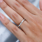 950 Platinum SI1 White Diamond SI1 Ring, Platinum Wt.4.8 Gms  0.150  Ct.