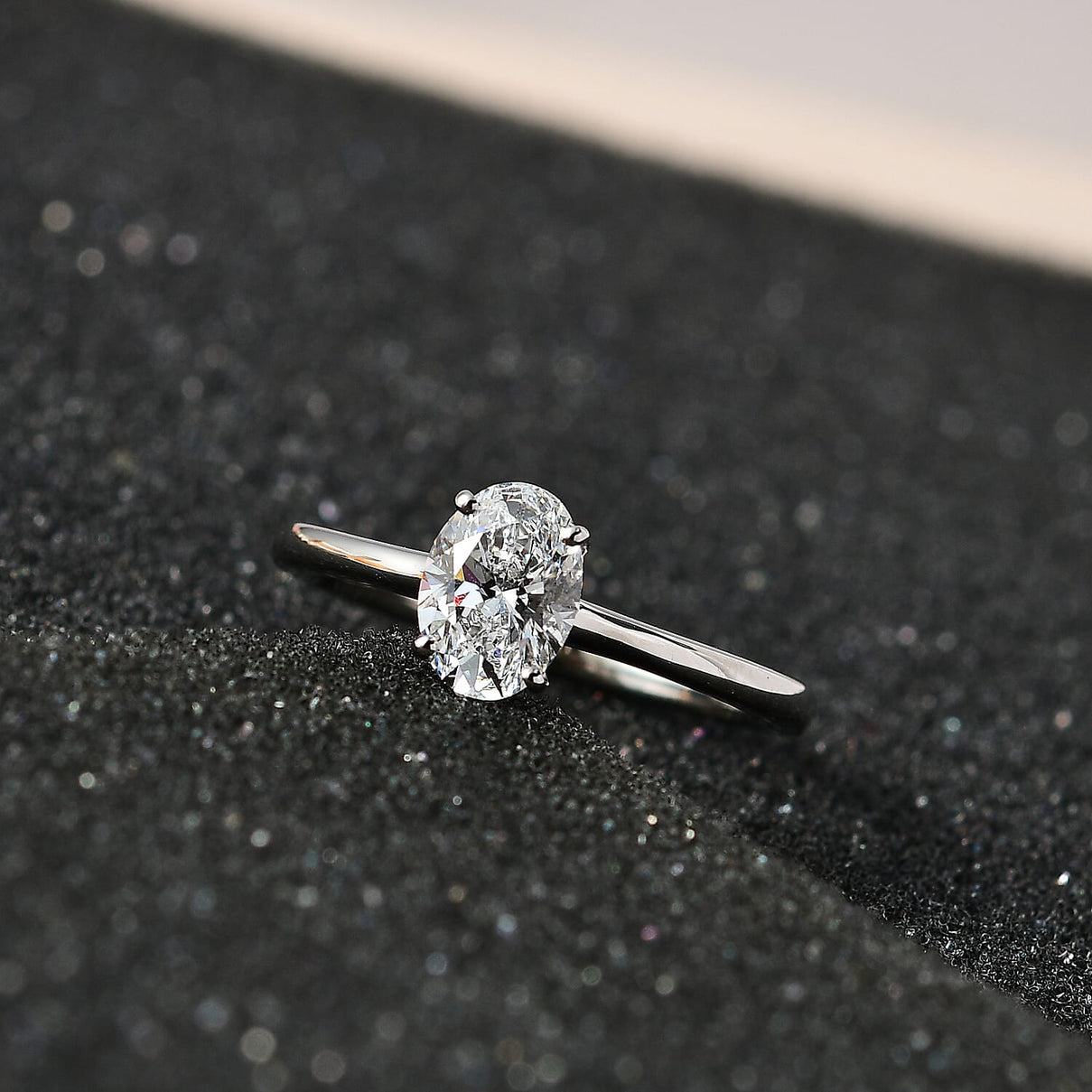 Luxuriant Diamond - 950 Platinum IGI Certified Lab Grown Diamond (EF-VS) Solitaire Ring 1.00 Ct 7702543 1