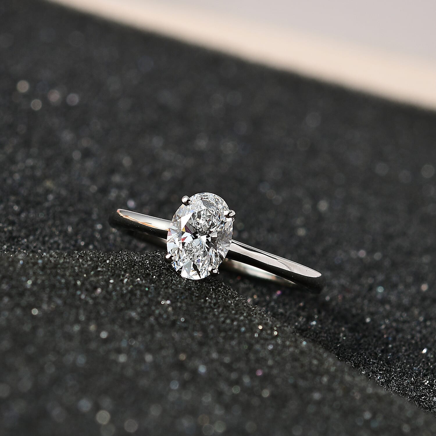 Luxuriant Diamond - 950 Platinum IGI Certified Lab Grown Diamond (EF-VS) Solitaire Ring 1.00 Ct 7702543 1