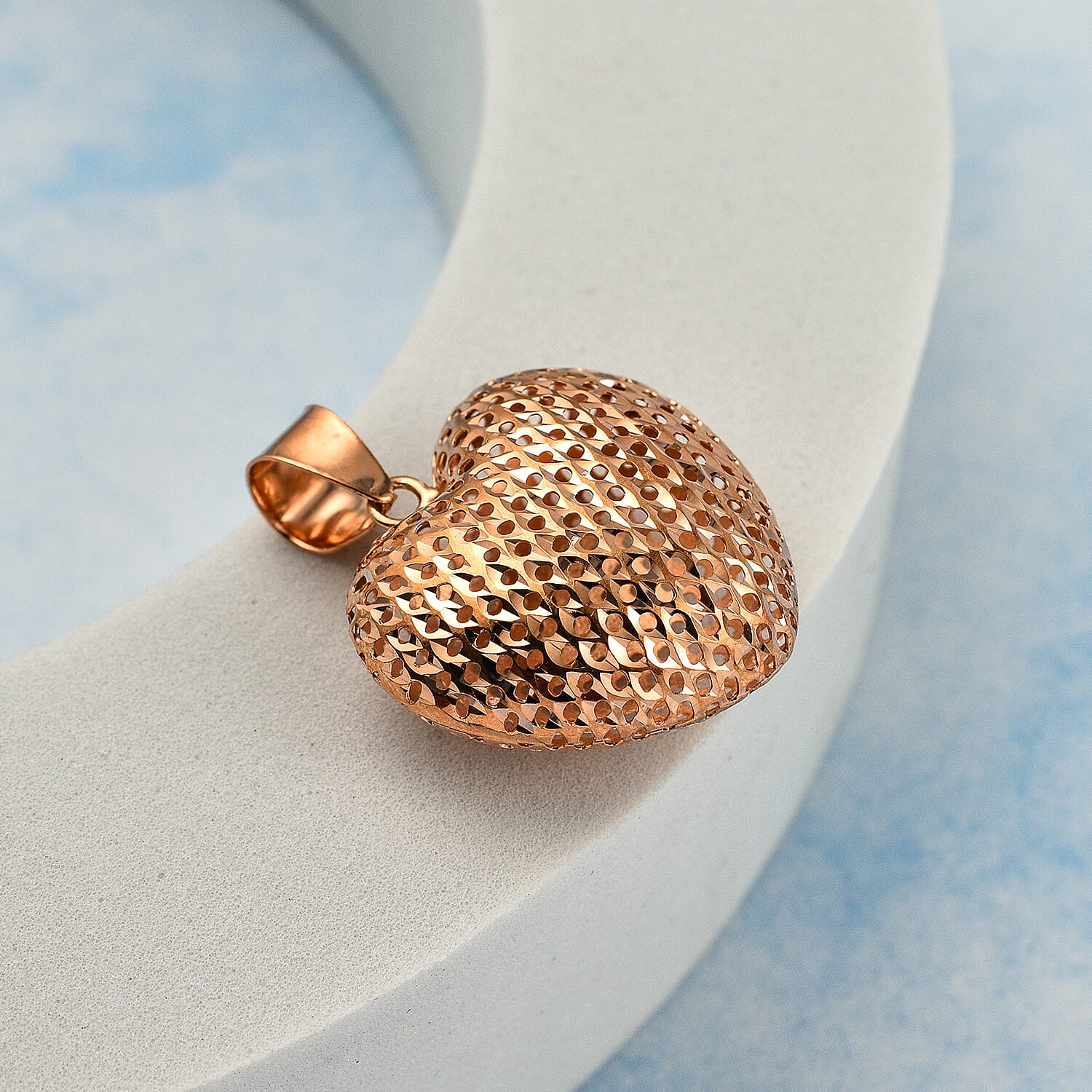Vicenza Closeout - 9K Rose Gold Puff Mesh Heart Pendant 7711268 1