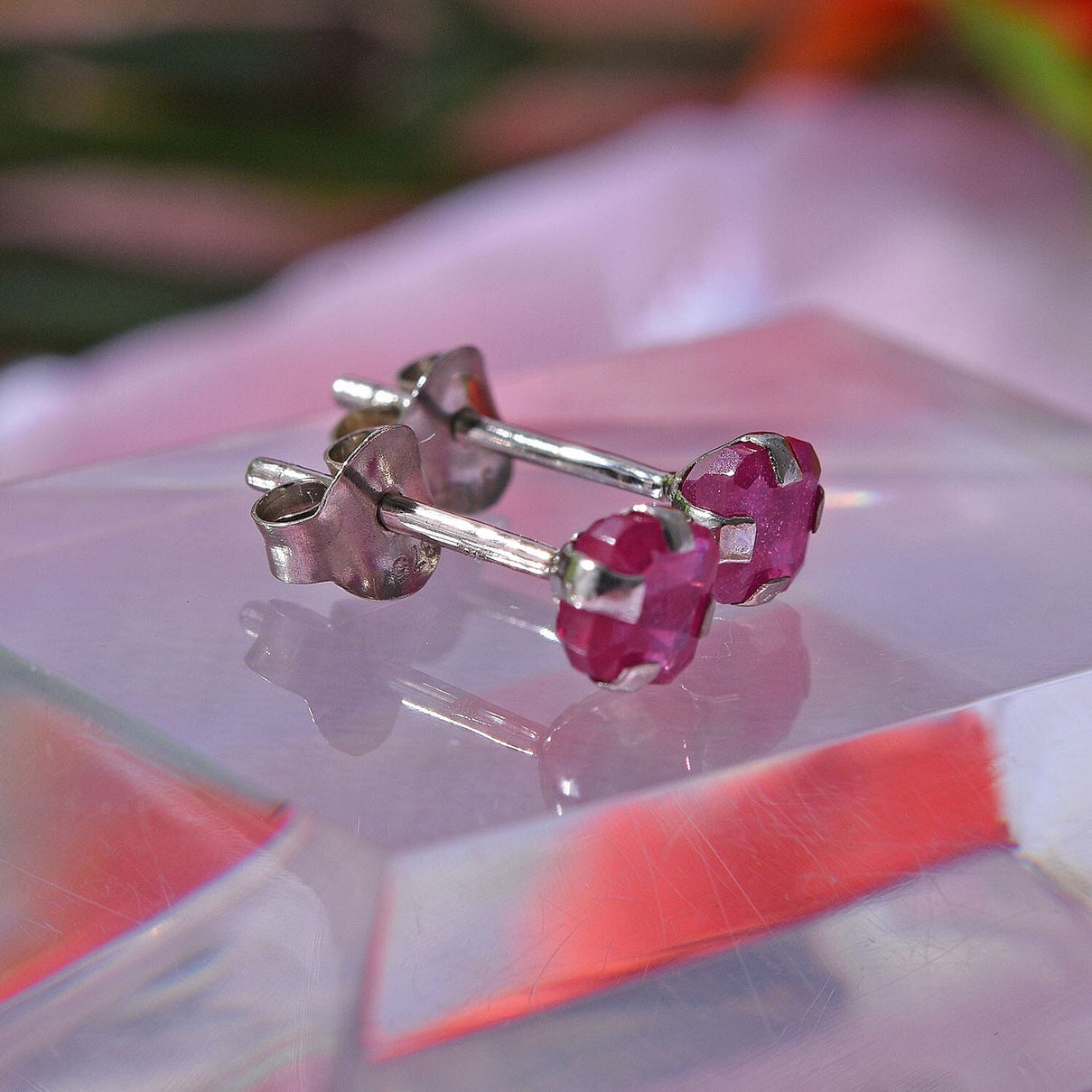 9K White Gold  AA   African Ruby  Earring 1.14 ct,  Gold Wt. 0.25 Gms  1.140  Ct. 7543736 1