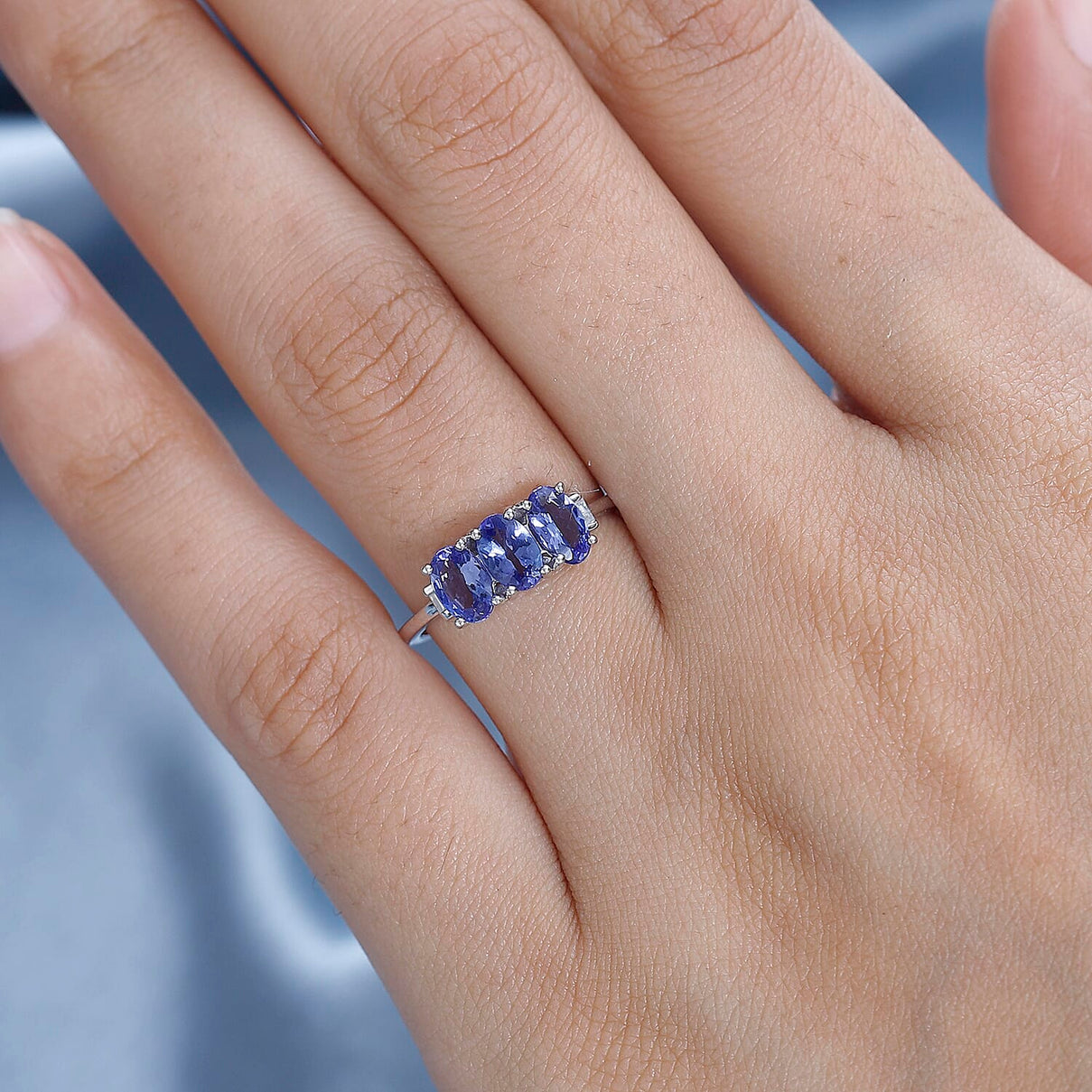 9K White Gold Tanzanite &amp; Diamond Band Ring 1.43 Ct 7649548 2