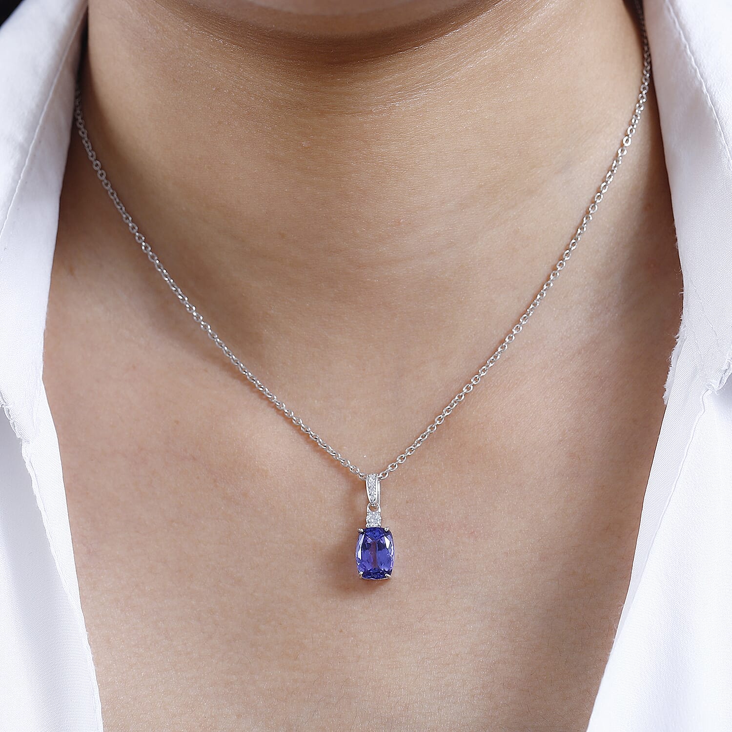9K White Gold Tanzanite &amp; White Diamond Pendant 3.37 Ct 7660871 1