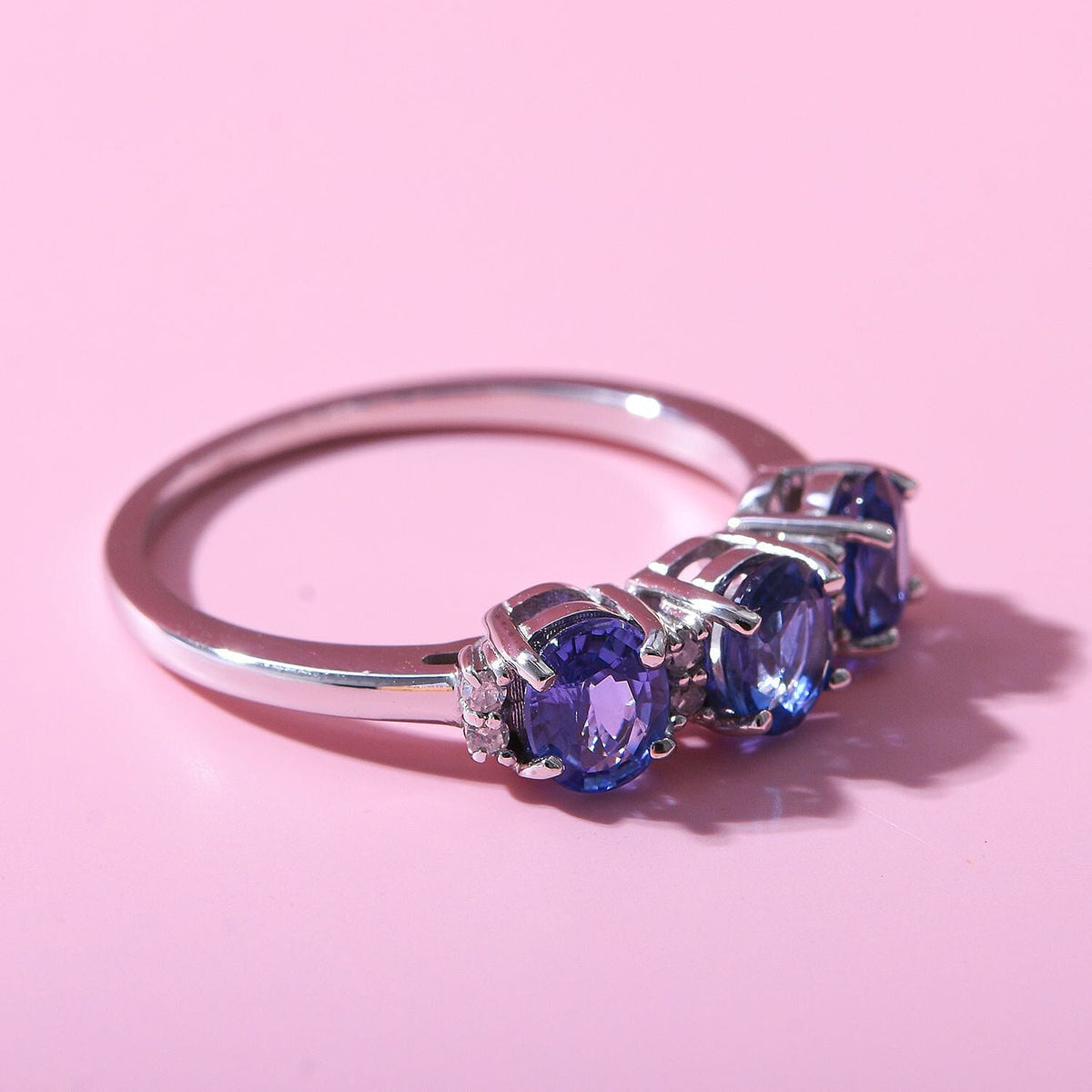 9K White Gold Ceylon Sapphire and Diamond Ring 1.23 Ct. 7257504 4