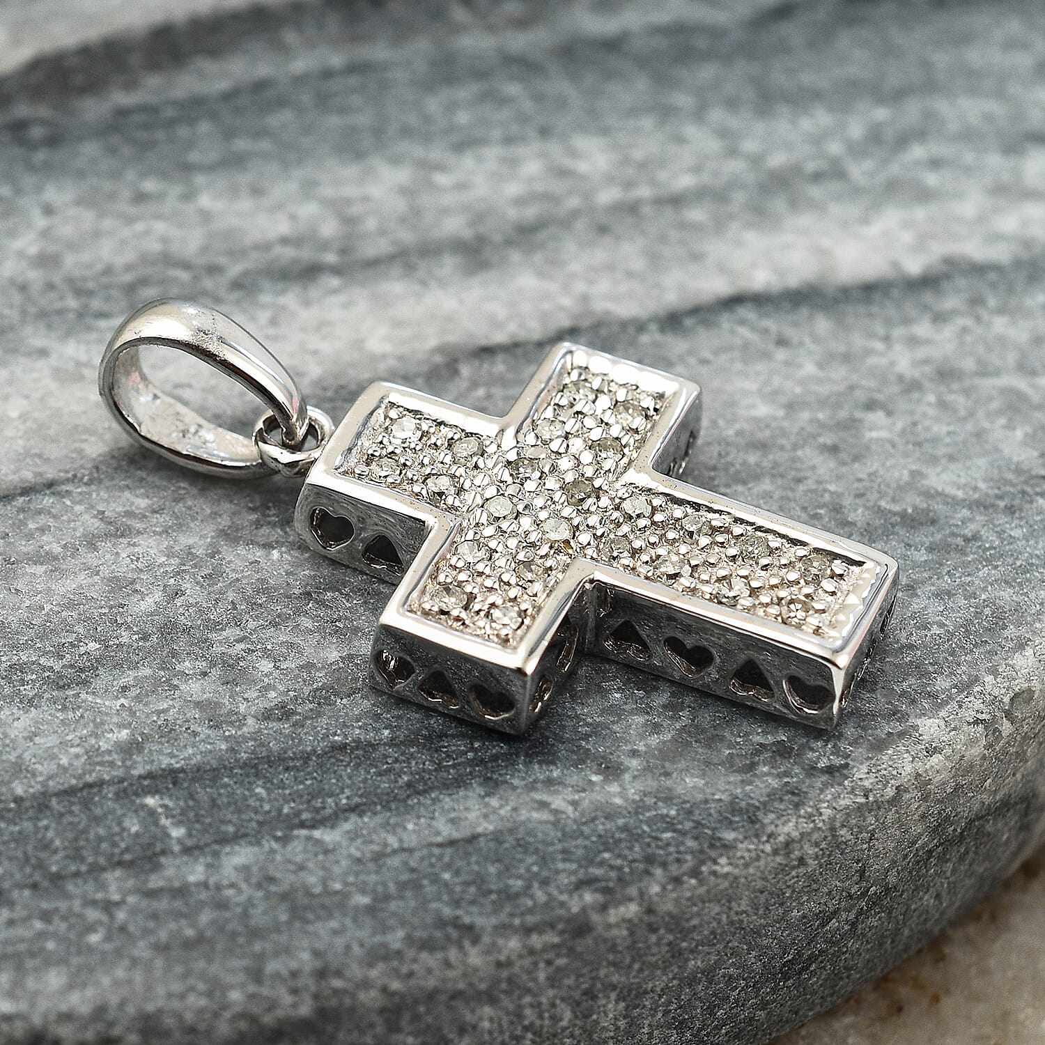 9K White Gold Diamond Cross Pendant 7752383 1