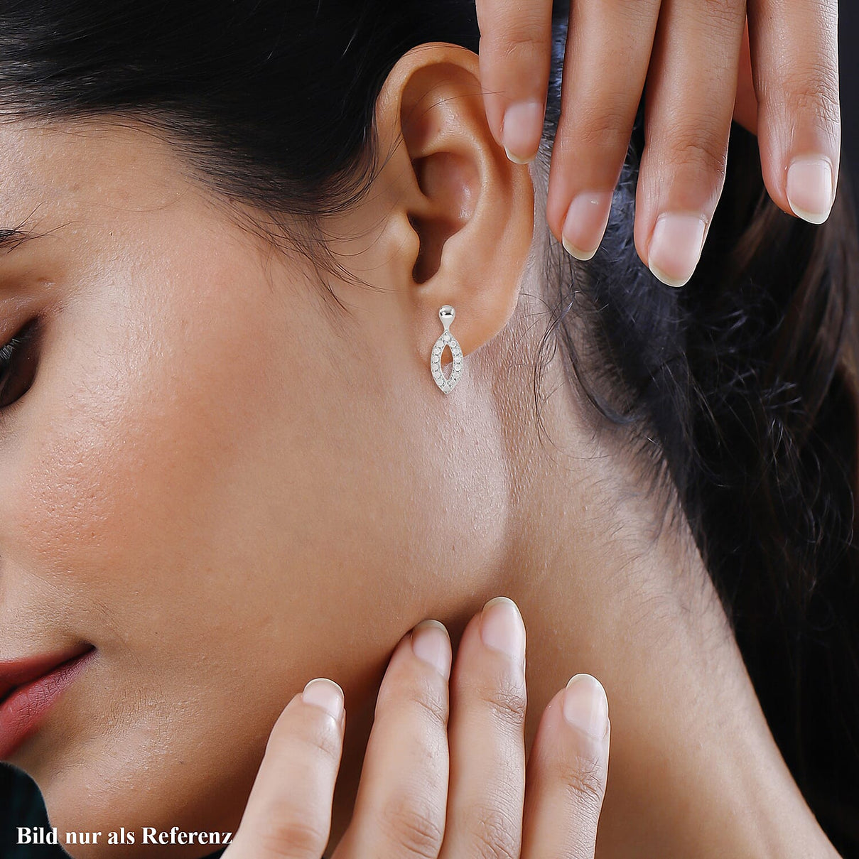 9K White Gold Diamond Earrings 7620486 1