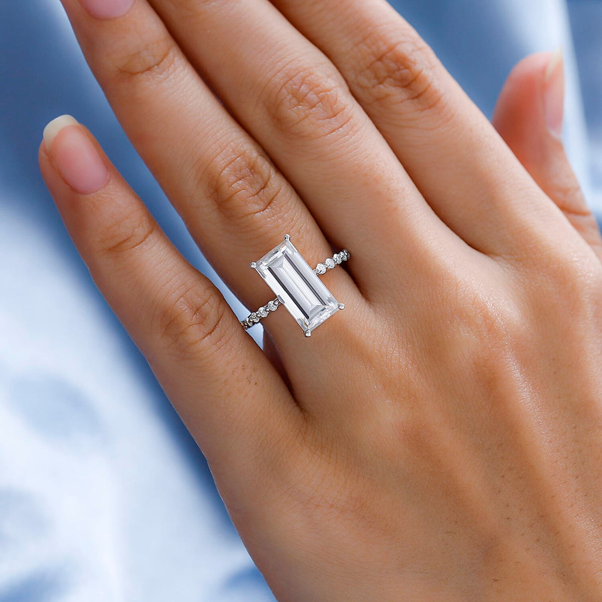 9K White Gold Moissanite Classic Solitaire Ring 4.56 Ct 7197040 2