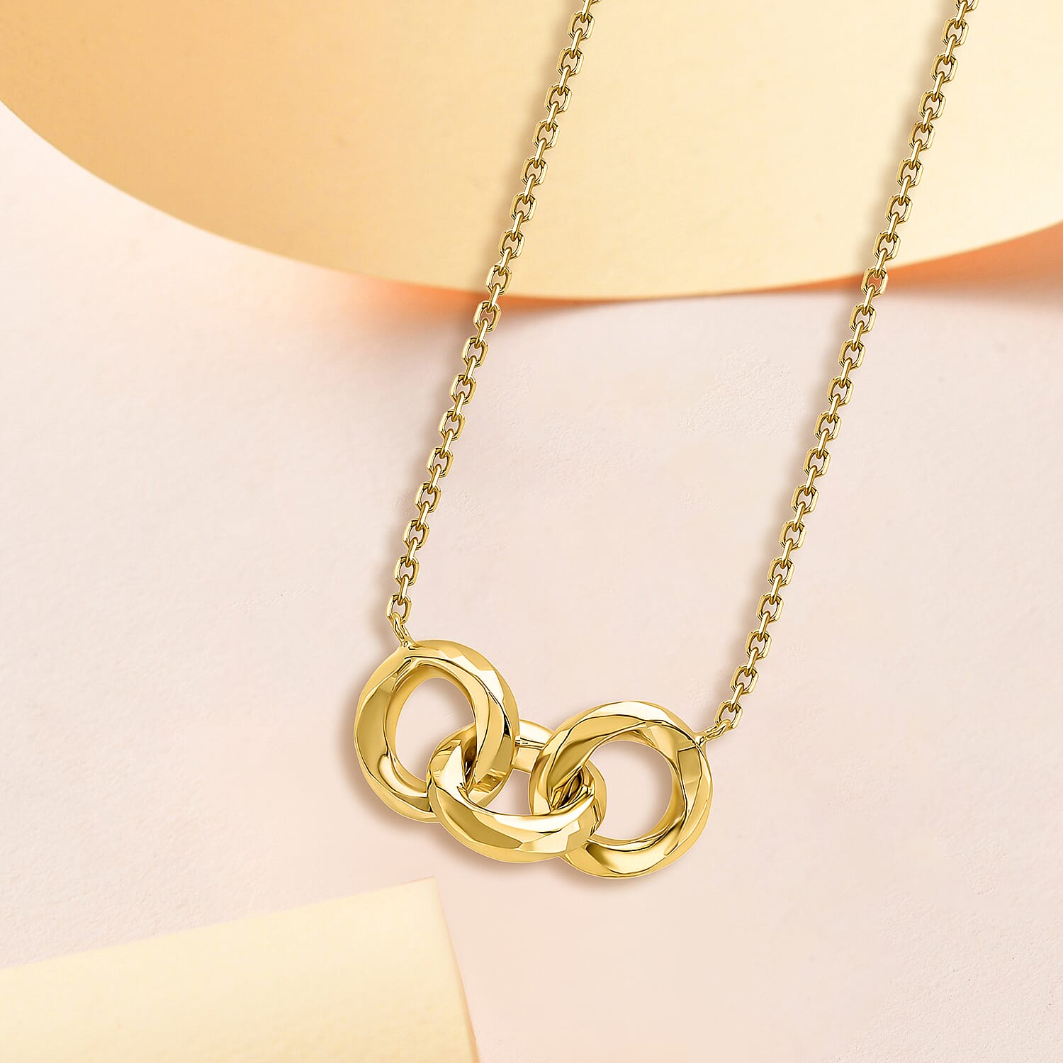 9K Yellow Gold 18mm x 8.5mm Diamond Cut Linked Rings Adjustable Necklace 18 Inch 8894644 2