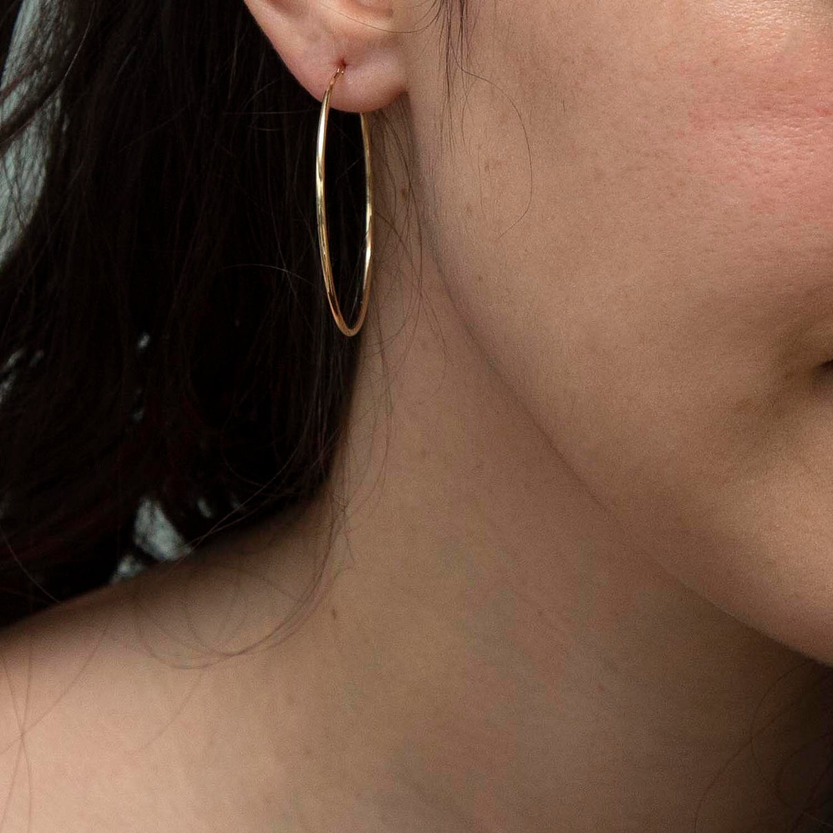 9K Yellow Gold 1MM Round Tube 40MM Supreme Finish Sleeper Big Hoop Earrings 0.9 grams 6092912 4