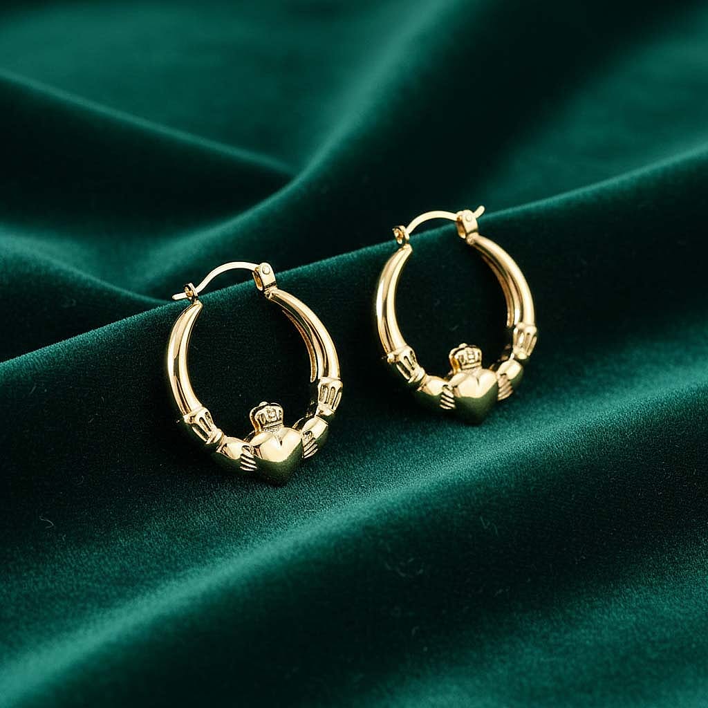 9K Yellow Gold 20 mm x 24mm Claddagh Creole Earrings 7159893 5