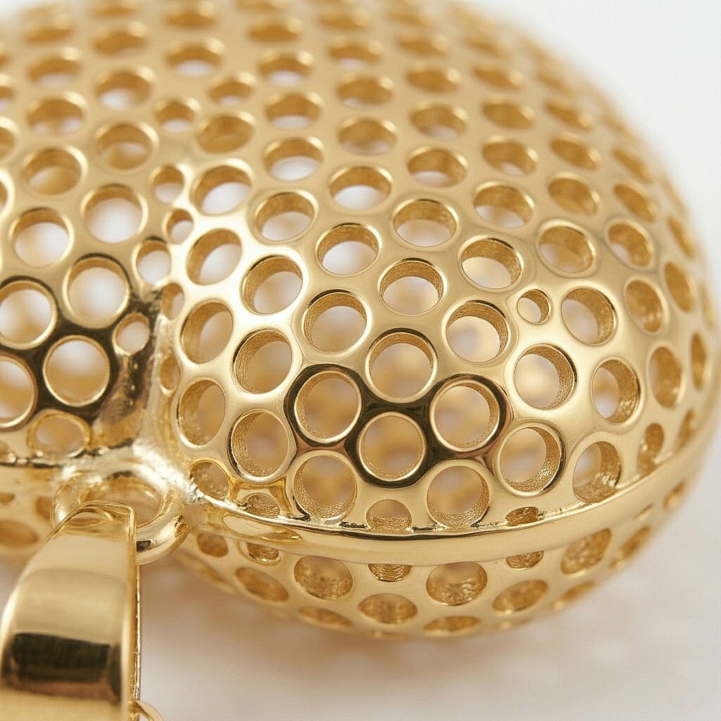 9K Yellow Gold 20mm x 25.5mm Mesh Heart Pendant 8894743 4