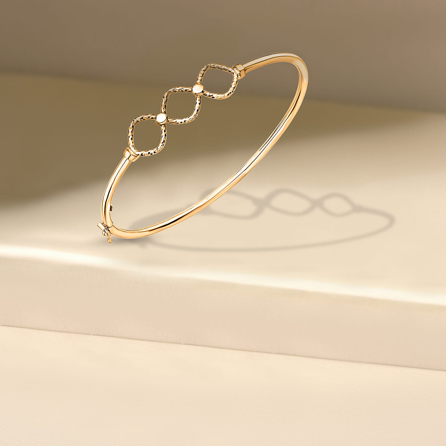 9K Yellow Gold 39mm x 11mm Diamond Cut Triple Square Bangle 8895036 1