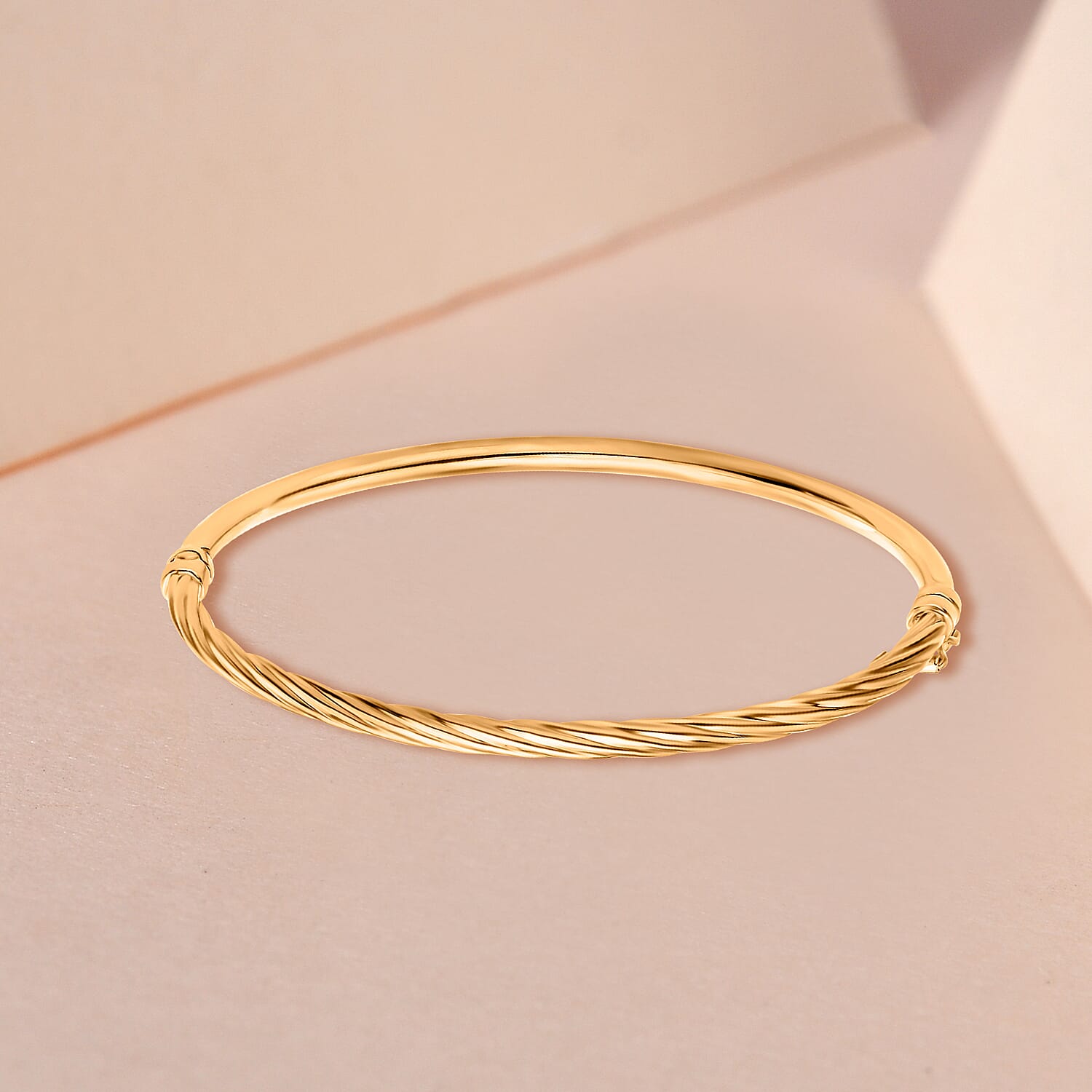 9K Yellow Gold 3mm Half Twist Bangle 8894698 2