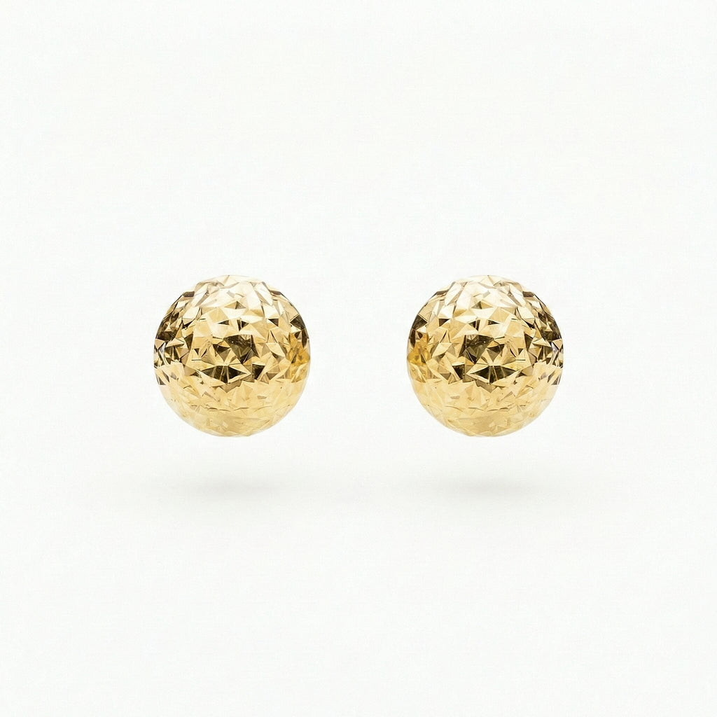 9K Yellow Gold  Earring,  Gold Wt. 1.1 Gms