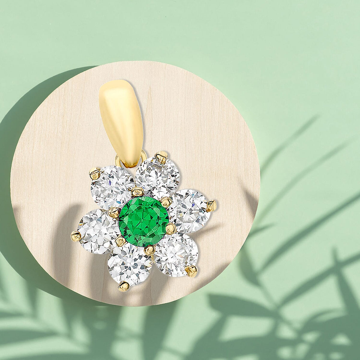 9K Yellow Gold A Green Cubic Zirconia, Cubic Zirconia Pendant, Gold Wt. 0.75 Gms 1.5 Ct. 7712850 1