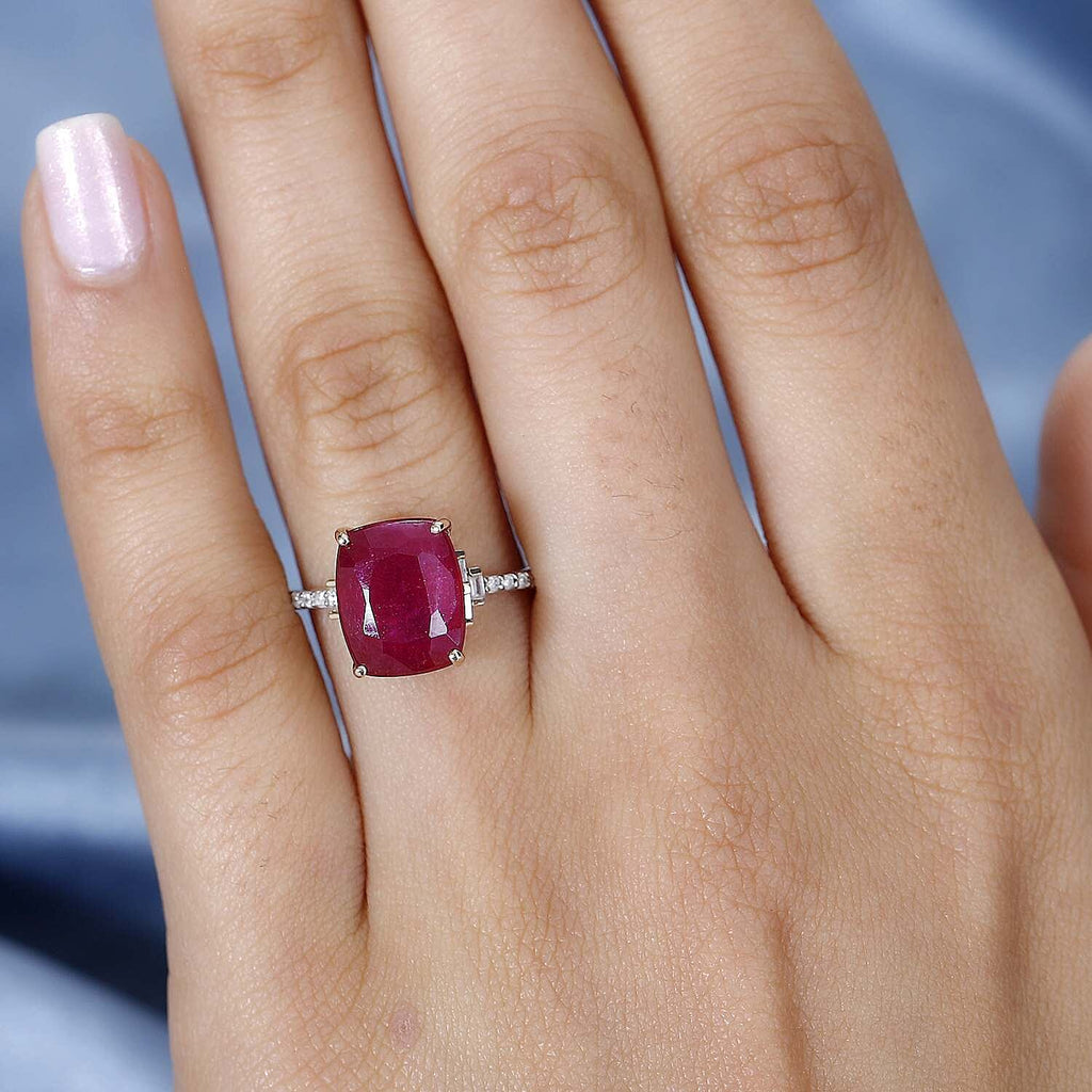 9K Yellow Gold African Ruby & Diamond Ring 6.38 Ct