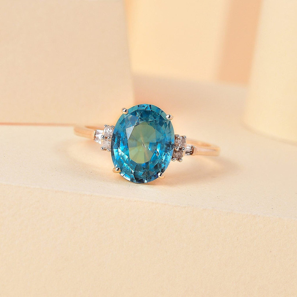 9K Yellow Gold Ratanakiri Blue Zircon and Diamond (G-H) Ring 3.85 Ct